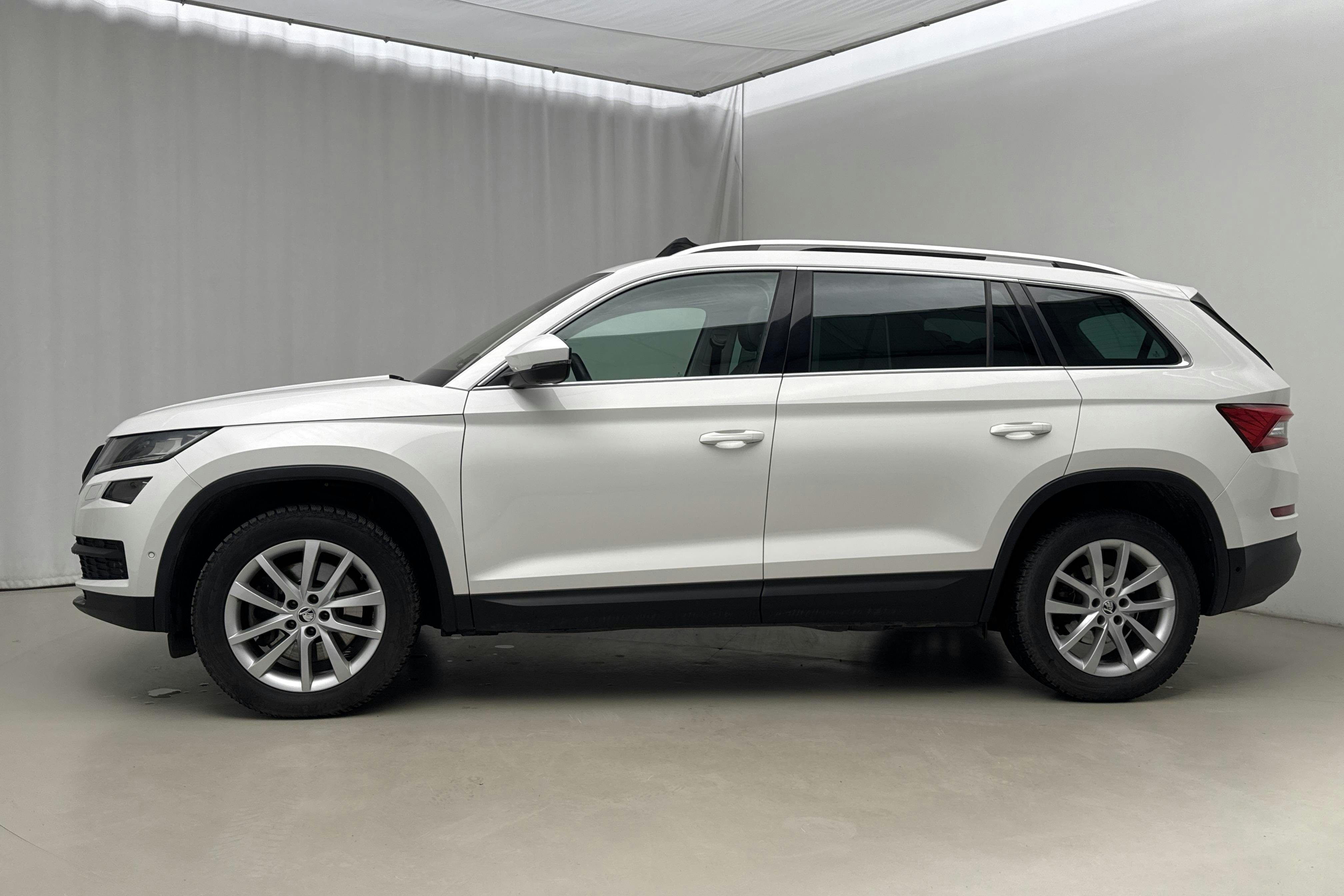 Presentation photo 2 of 30: Skoda Kodiaq 2.0 TDI 4X4 (190hk) - 93 100 km - Automatic - white - 2018