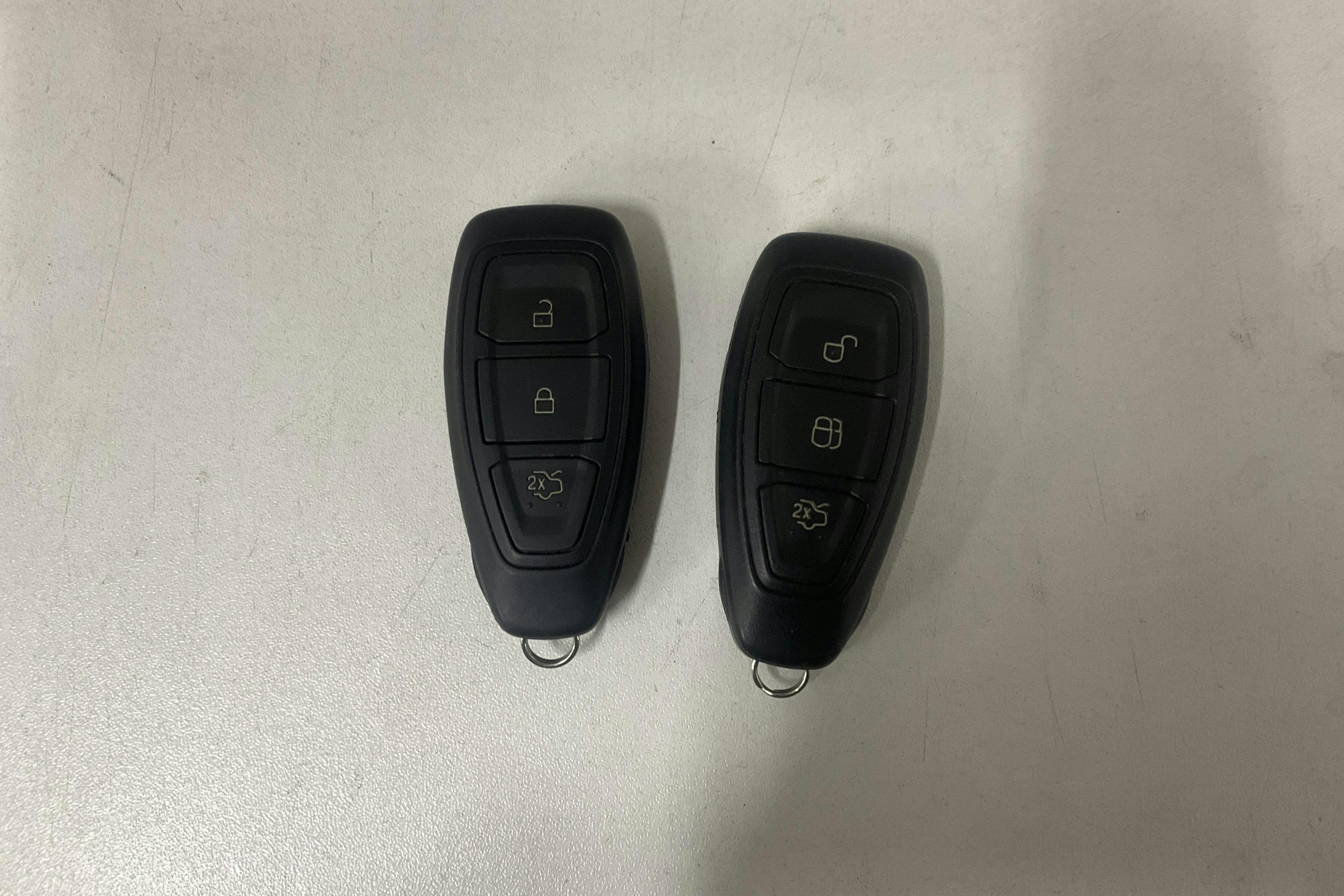 Presentation photo 13 of 13: Ford Focus 2.0 TDCi Kombi (115hk) - 148 470 km - Automatic - brown - 2013