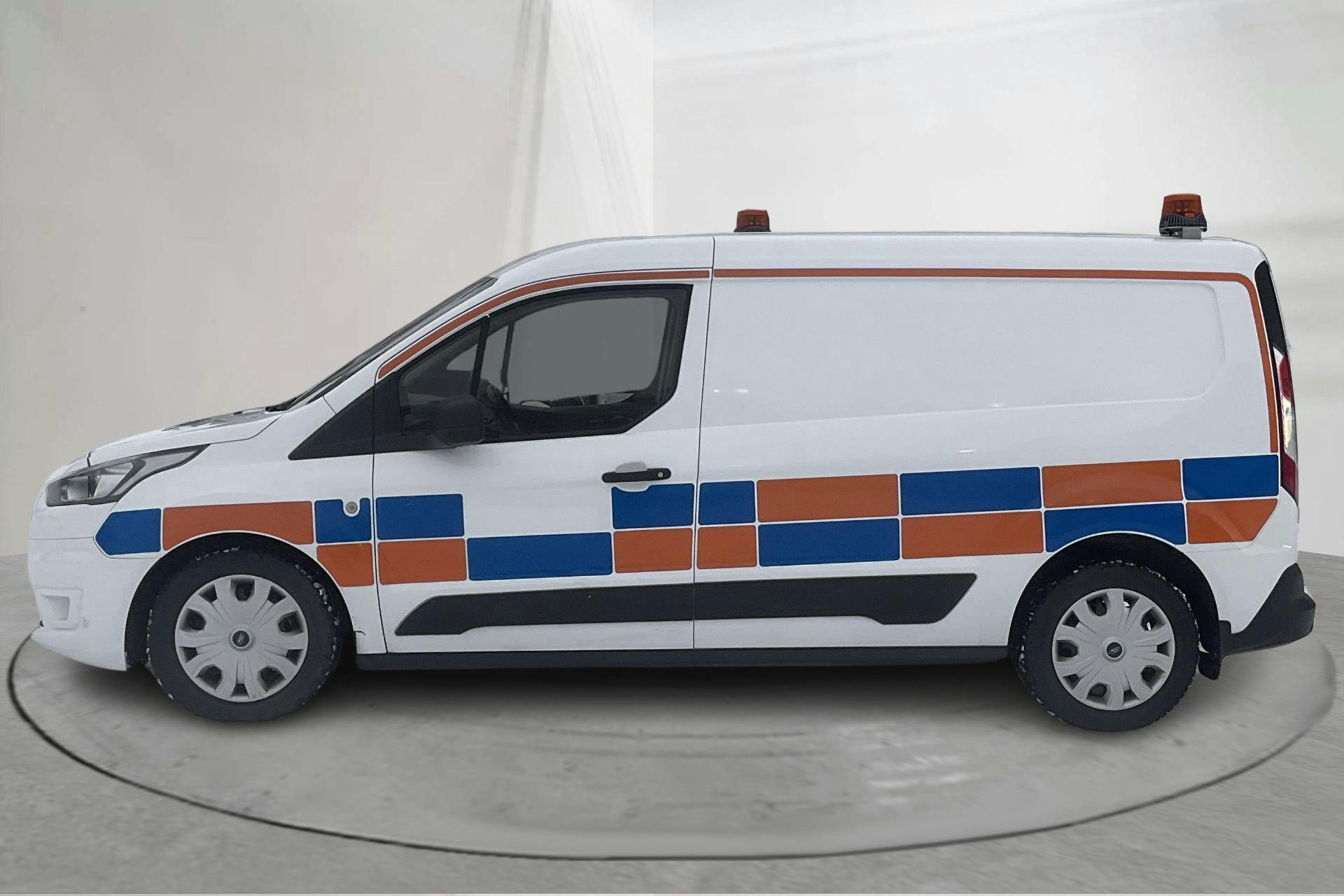 Zdjęcie prezentacyjne 2 z 15: Ford Transit Connect 1.5 EcoBlue (100hk) - 104 080 km - Automatyczna - biały - 2020