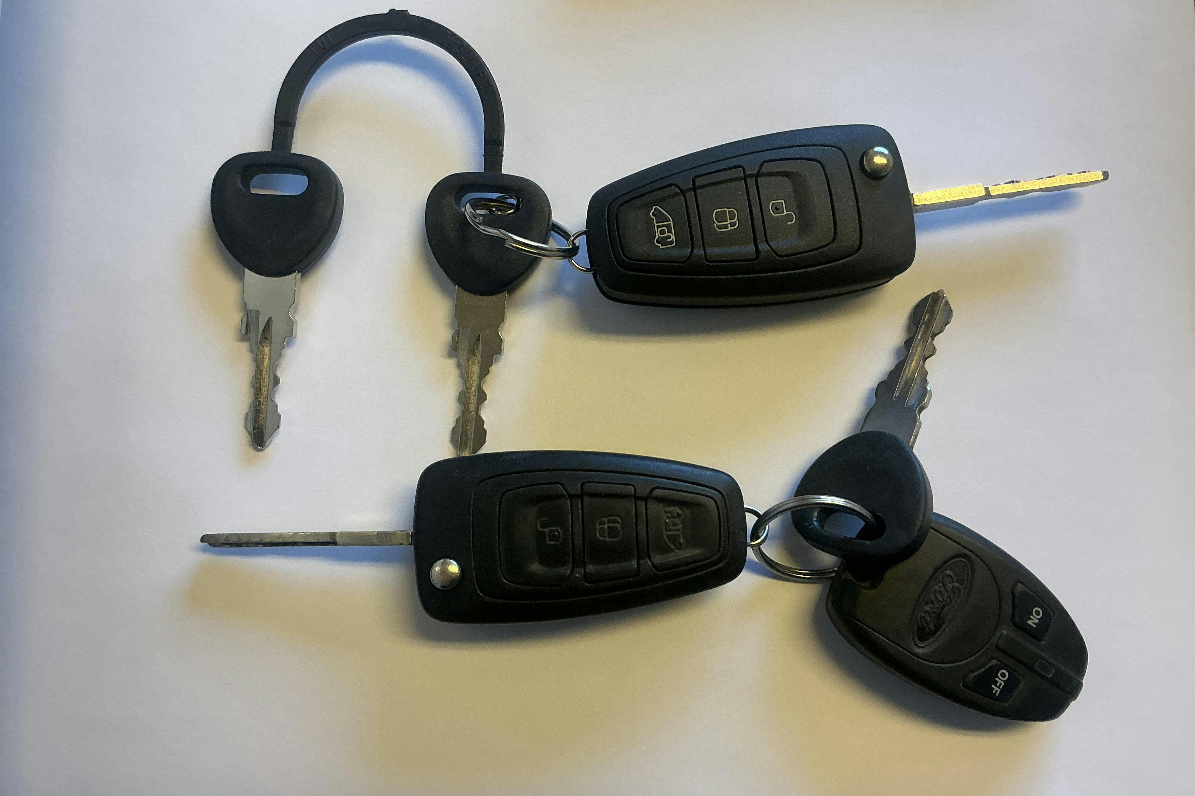 Presentationsfoto 18 av 18: Ford Transit Chassi 350 2.0 TDCi 2WD (170hk) - 8 945 mil - Manuell - 2017