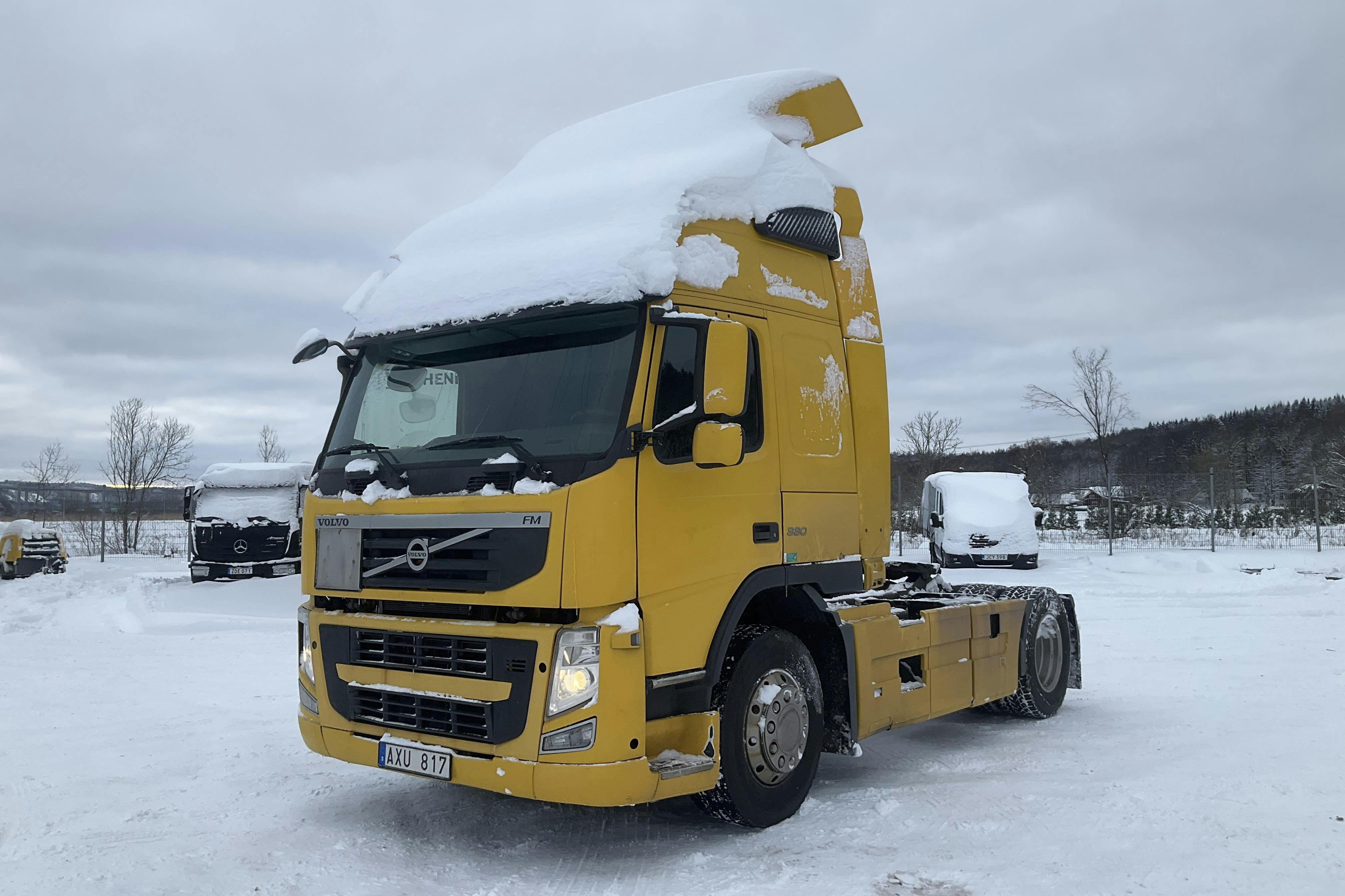 Presentationsfoto 1 av 39: VOLVO FM - 399 968 km - Automat - gul - 2013