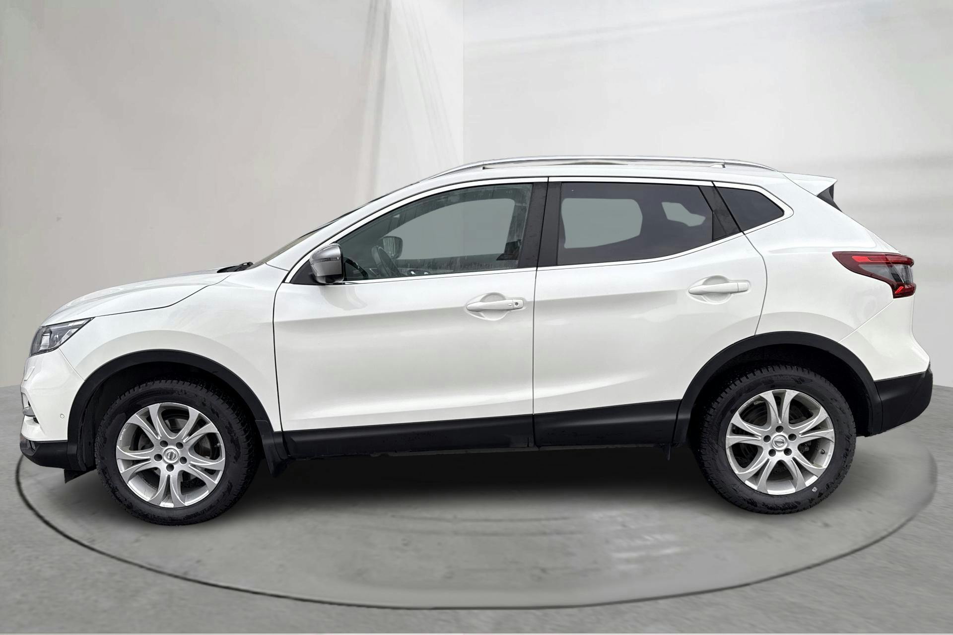 Presentationsfoto 2 av 21: Nissan Qashqai 1.2 DIG-T (115hk) - 14 637 mil - Automat - vit - 2018
