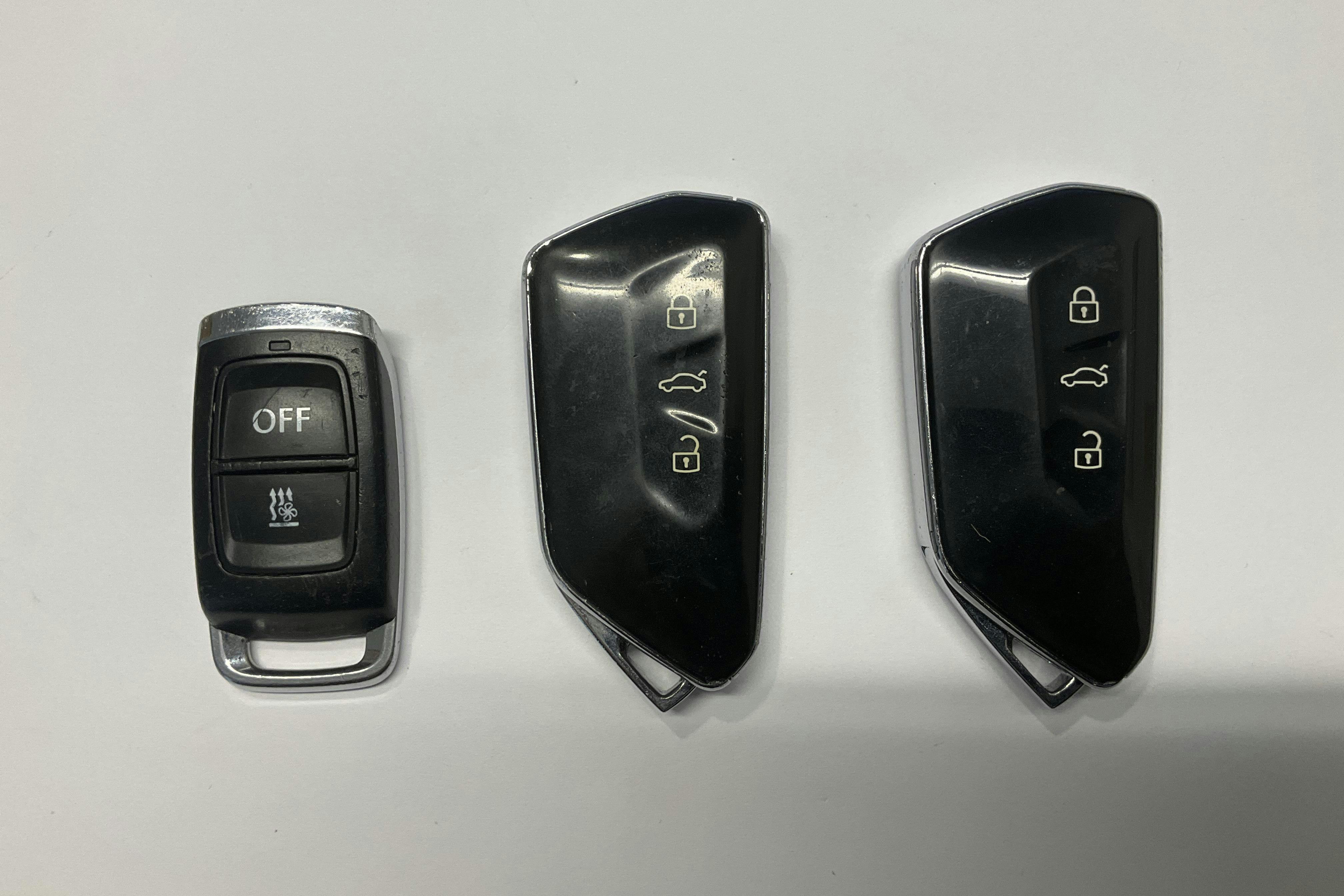 Presentation photo 16 of 16: Skoda Octavia 1.4 iV PHEV Combi (204hk) - 55 290 km - Automatic - white - 2021