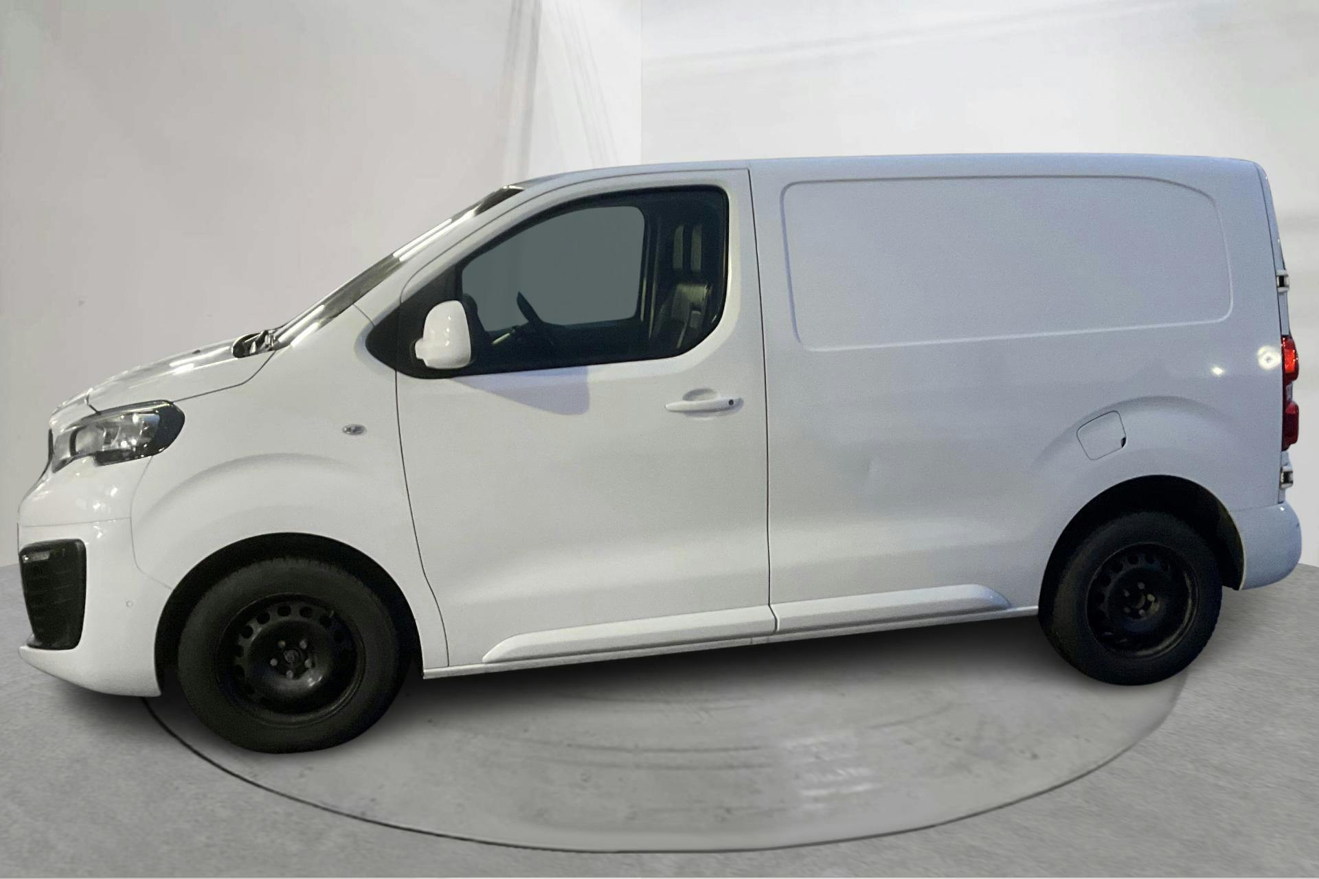 Esittelykuva 2 osoitteesta 15: Peugeot Expert BlueHDi Skåp (177hk) - 114 790 km - Automaattinen - valkoinen - 2019