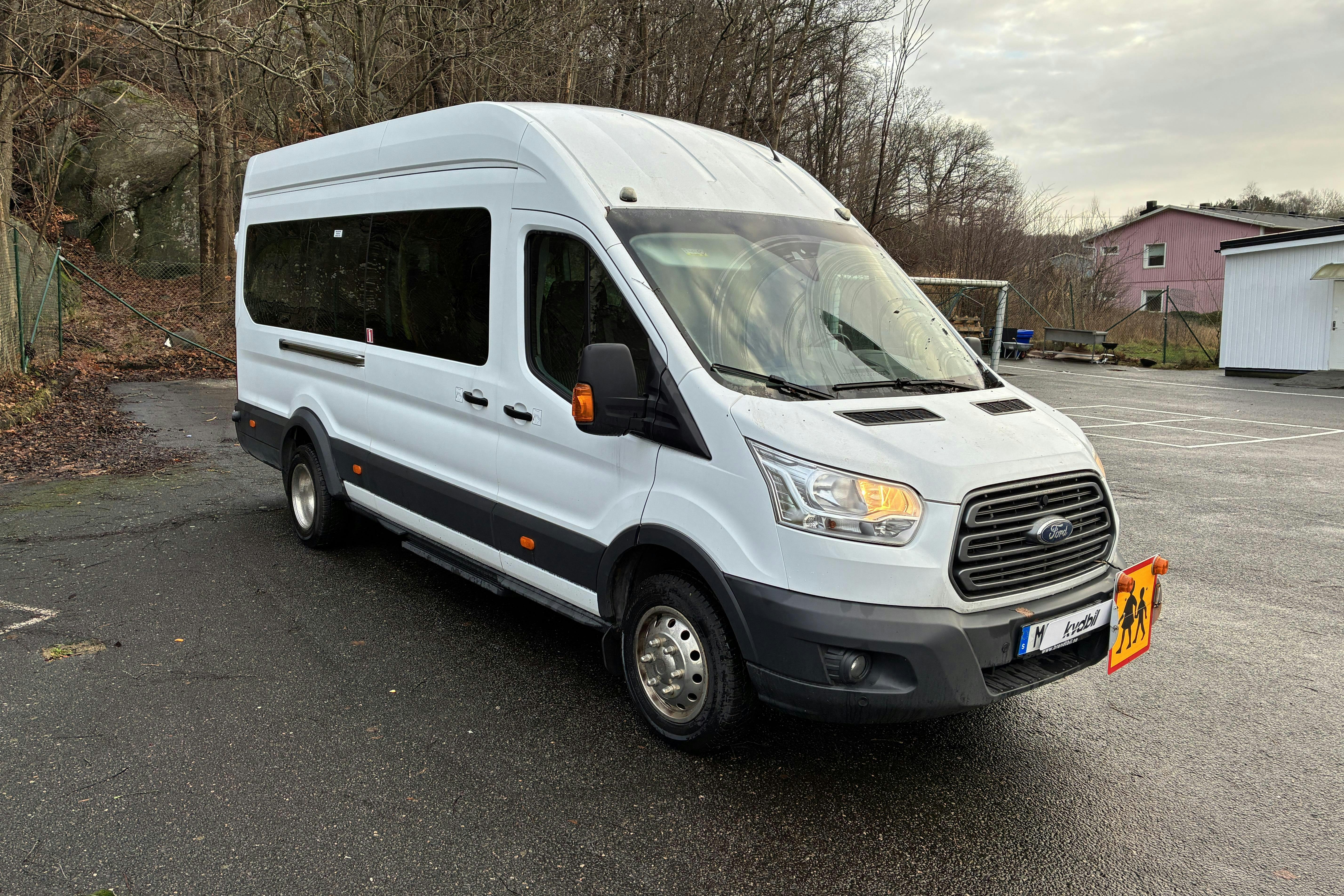 Präsentationsfoto 2 von 52: FORD TRANSIT - 155 301 Kilometer - Handbuch - Weiß - 2017