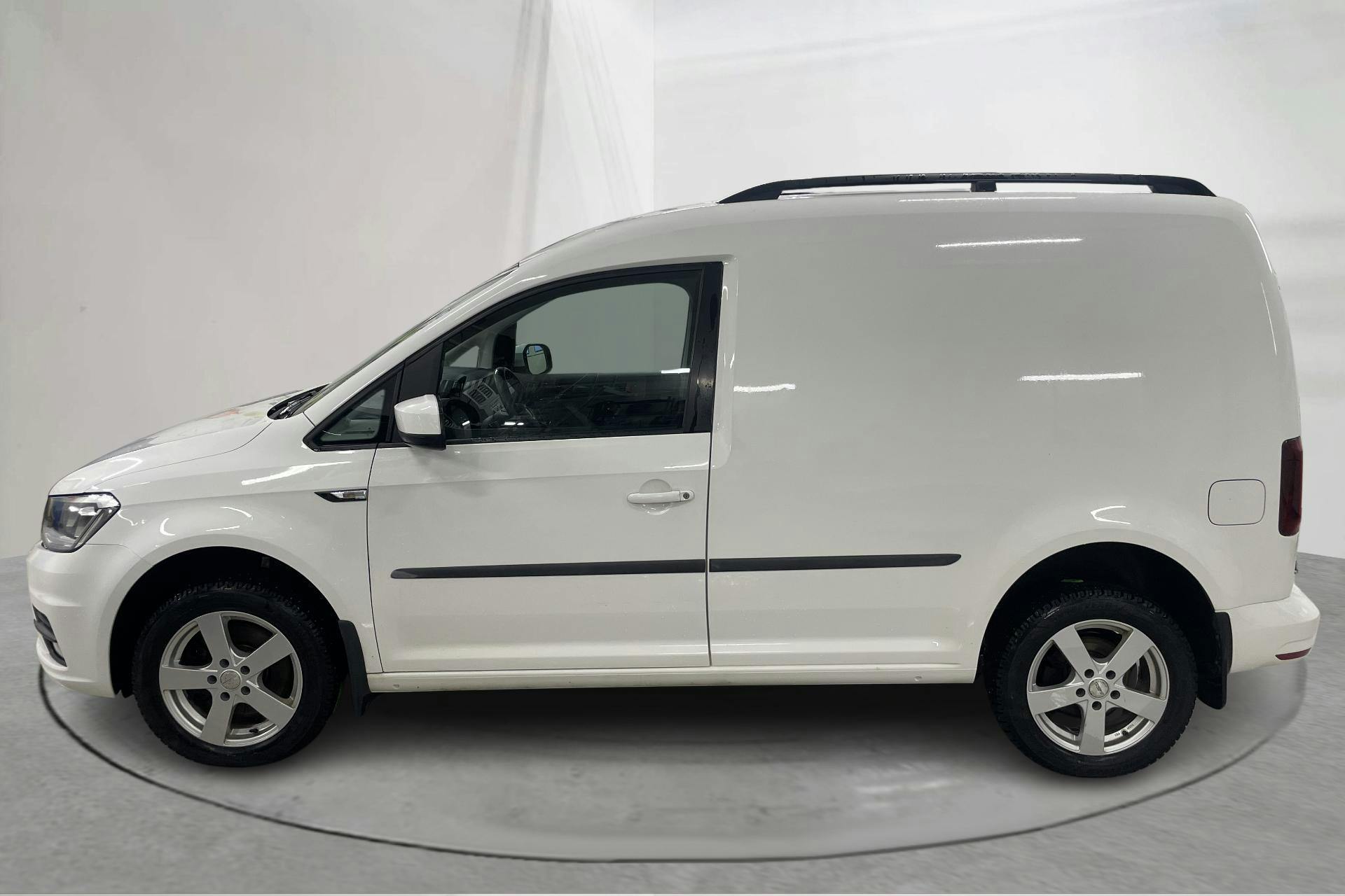 Presentation photo 2 of 14: VW Caddy 2.0 TDI Skåp 4MOTION (150hk) - 160 470 km - Automatic - white - 2017