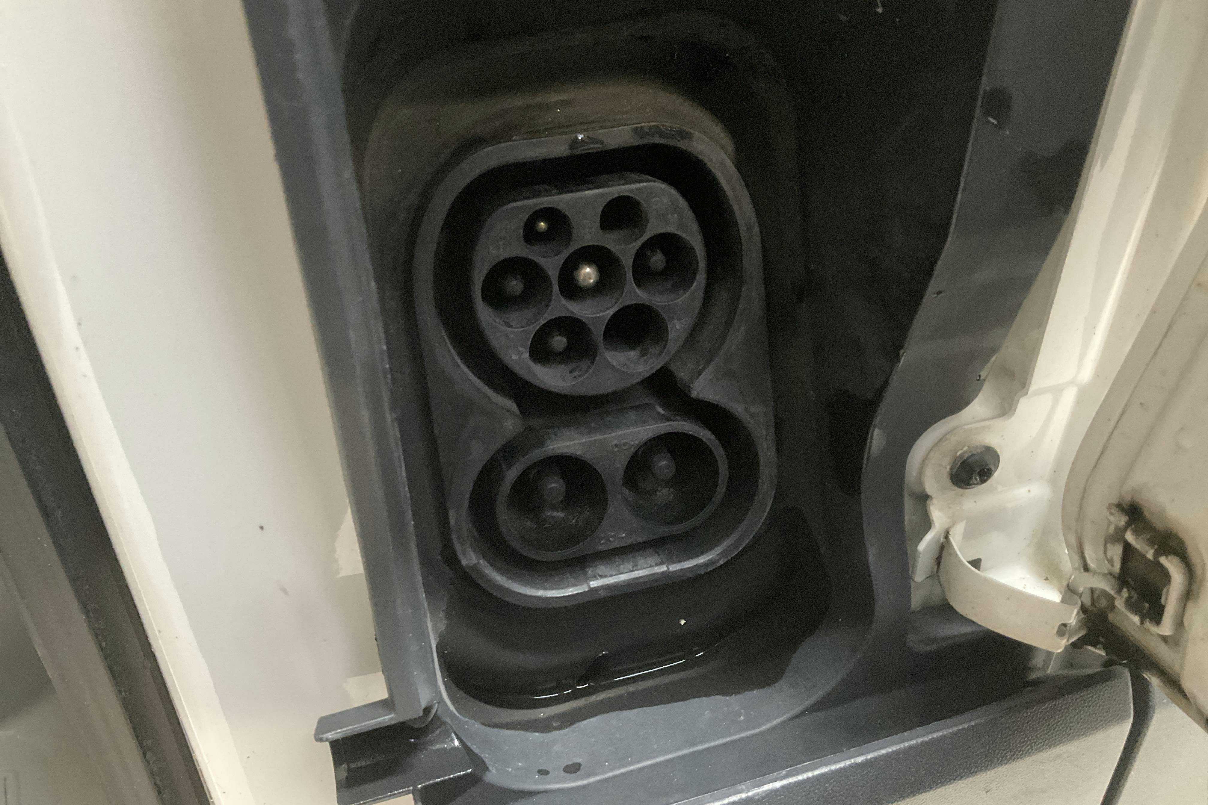 Presentation photo 14 of 14: VW E-Crafter 35 Skåp (136hk) - 35 730 km - Automatic - white - 2021