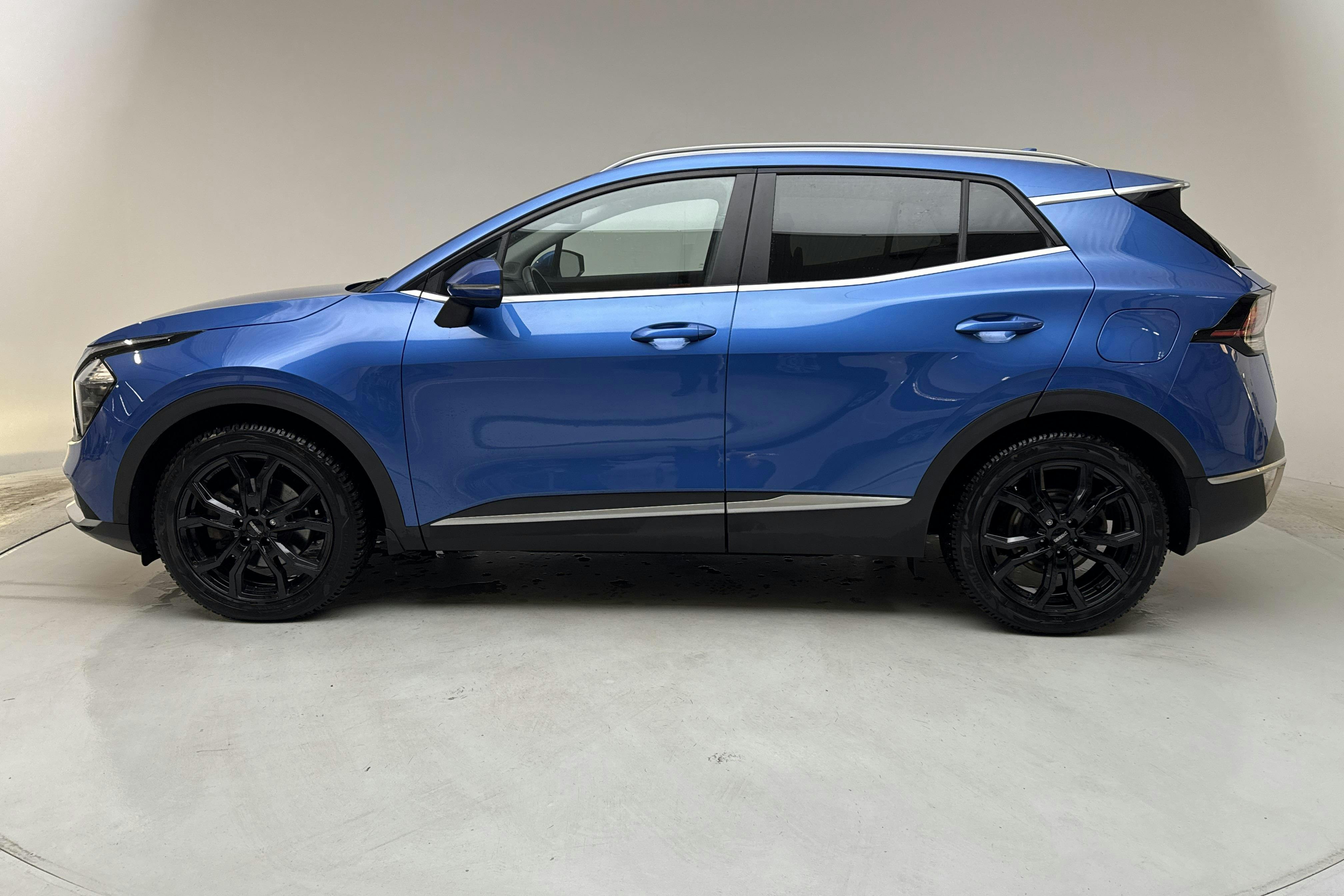 Presentation photo 2 of 17: KIA Sportage PHEV AWD (265hk) - 50 060 km - Automatic - blue - 2022