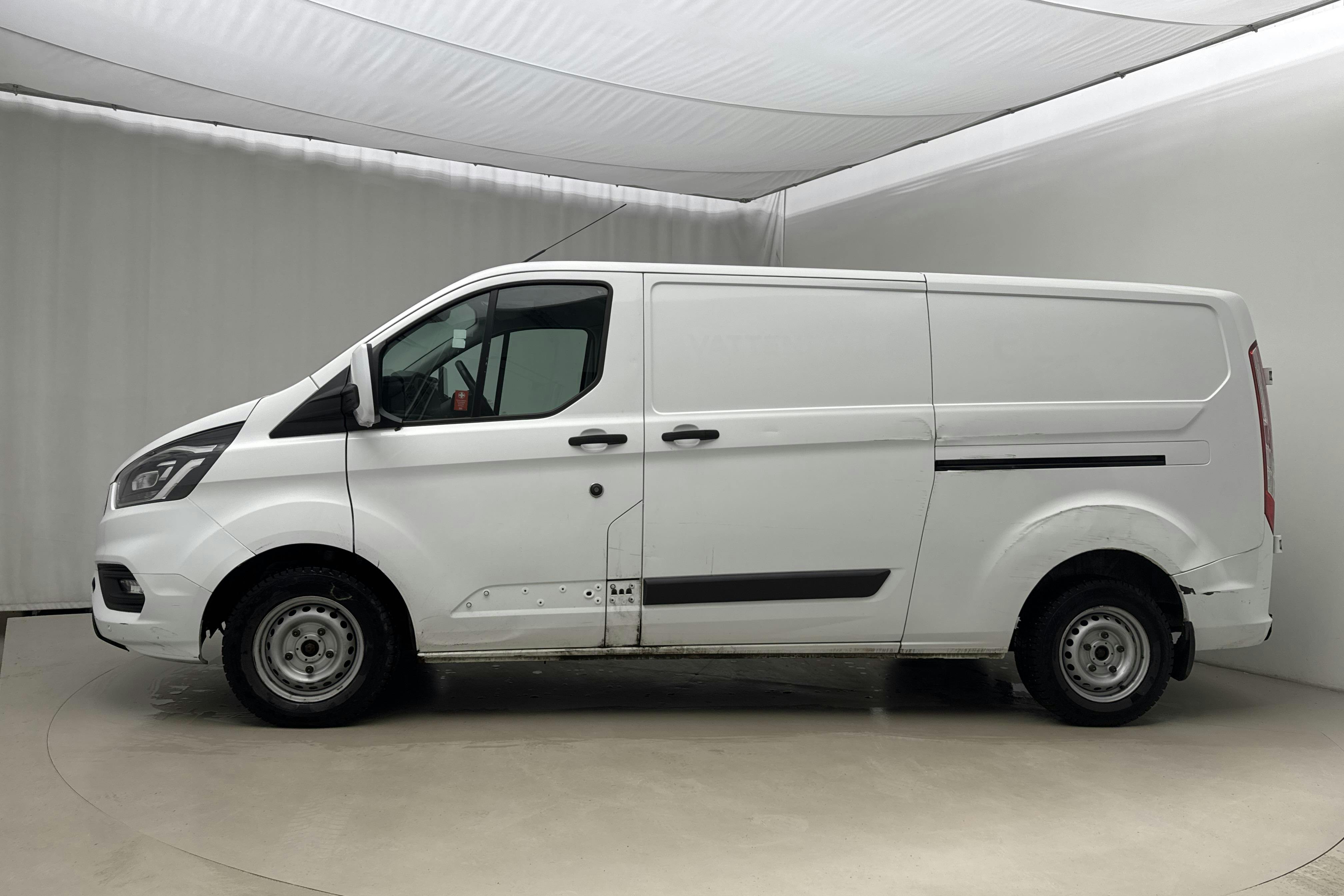 Presentation photo 2 of 24: Ford Transit Custom 300 MHEV (130hk) - 112 310 km - Manual - white - 2021