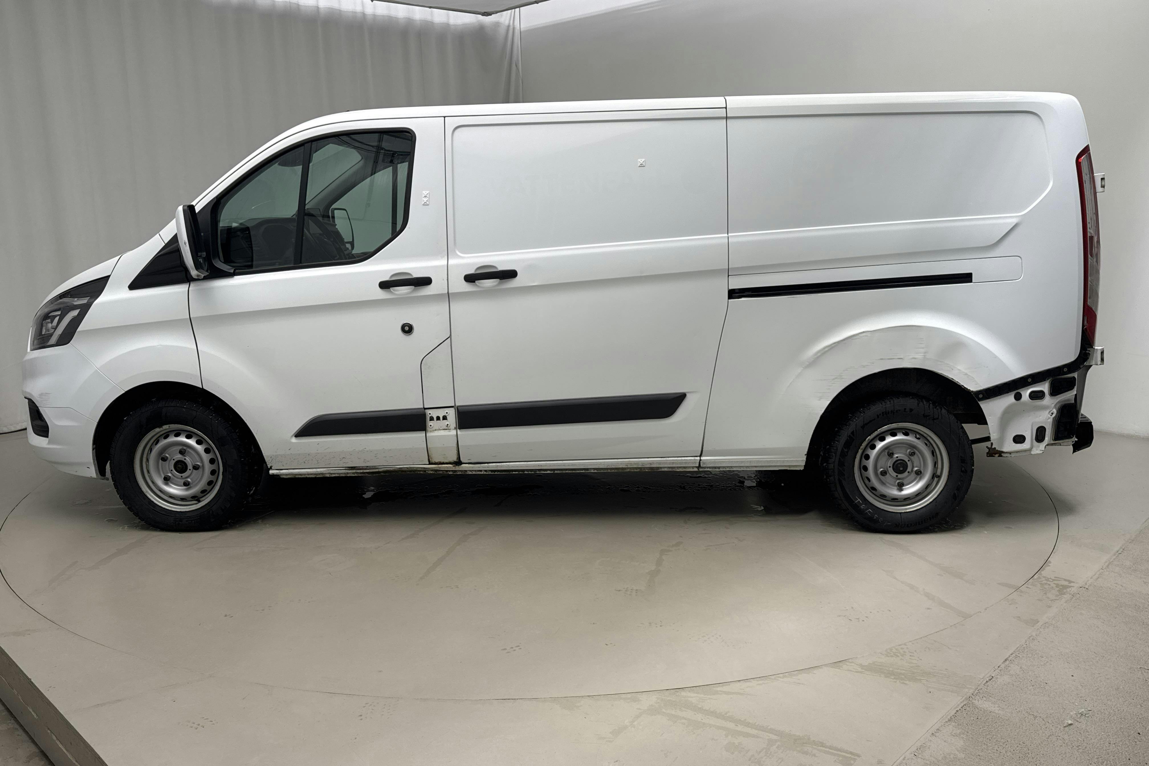 Presentation photo 2 of 12: Ford Transit Custom 300 MHEV (130hk) - 140 530 km - Manual - white - 2021