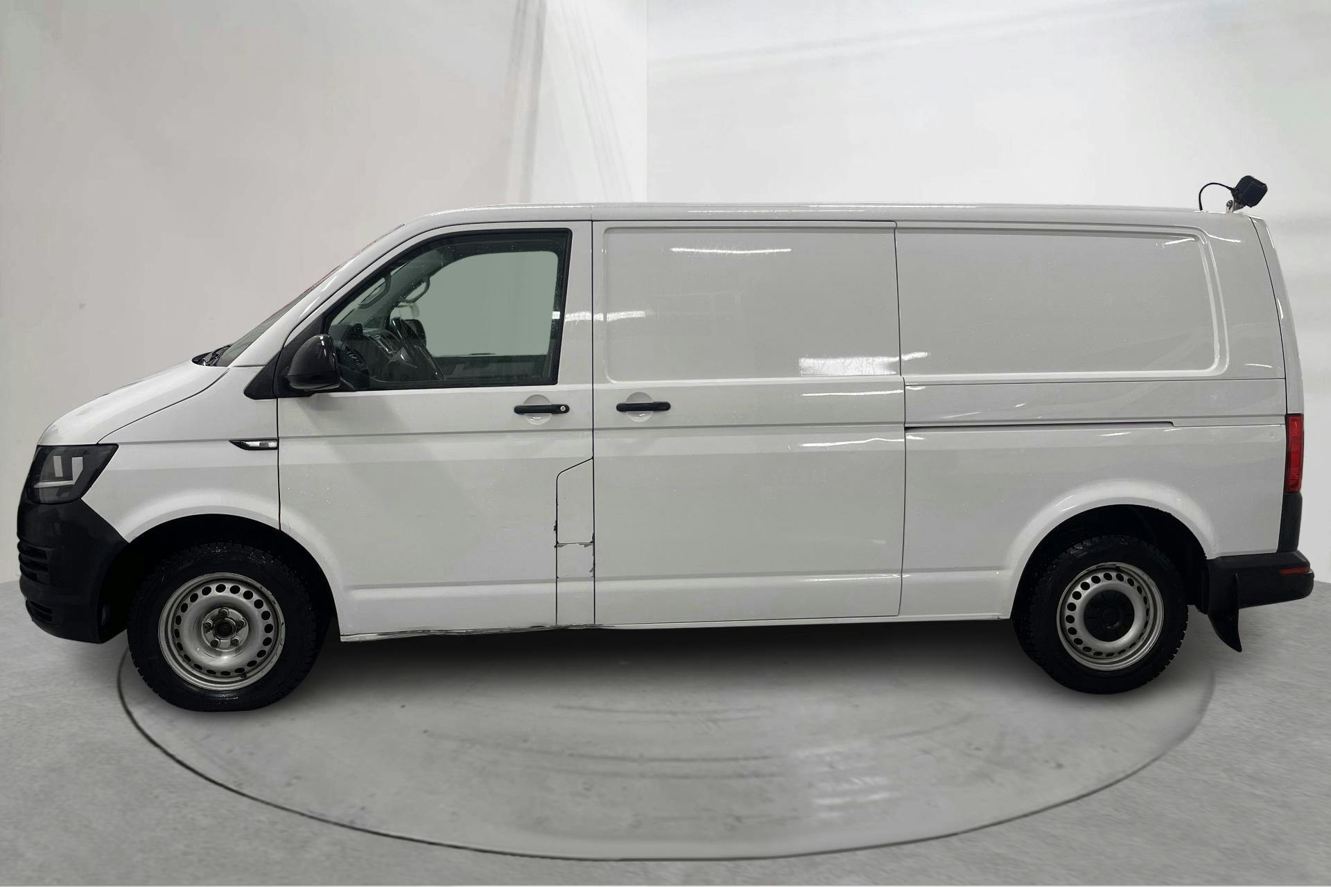 Presentation photo 2 of 16: VW Transporter T6 2.0 TDI BMT Skåp 4MOTION (150hk) - 160 330 km - Manual - white - 2019