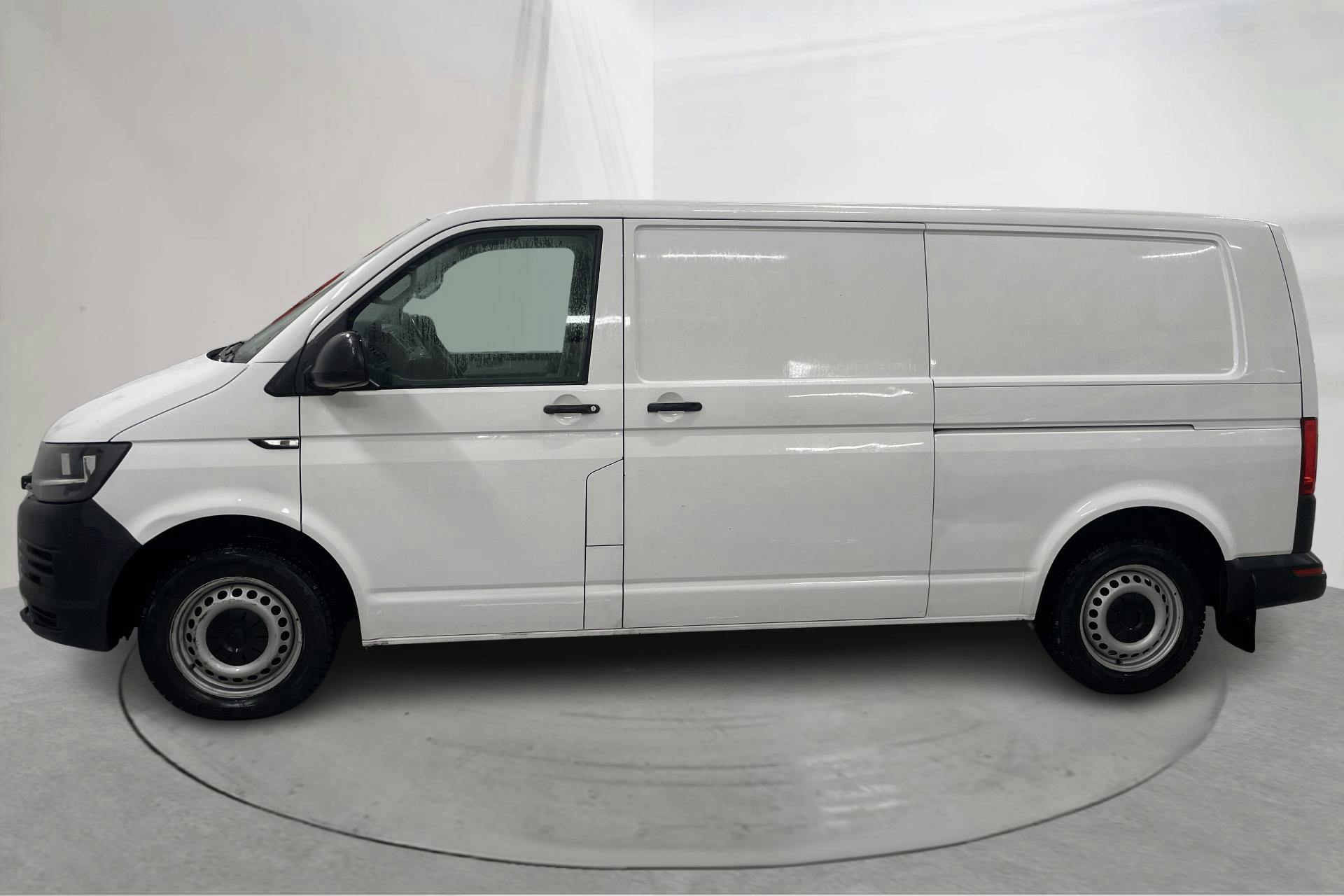 Presentation photo 2 of 15: VW Transporter T6 2.0 TDI BMT Skåp 4MOTION (150hk) - 149 790 km - Manual - white - 2019
