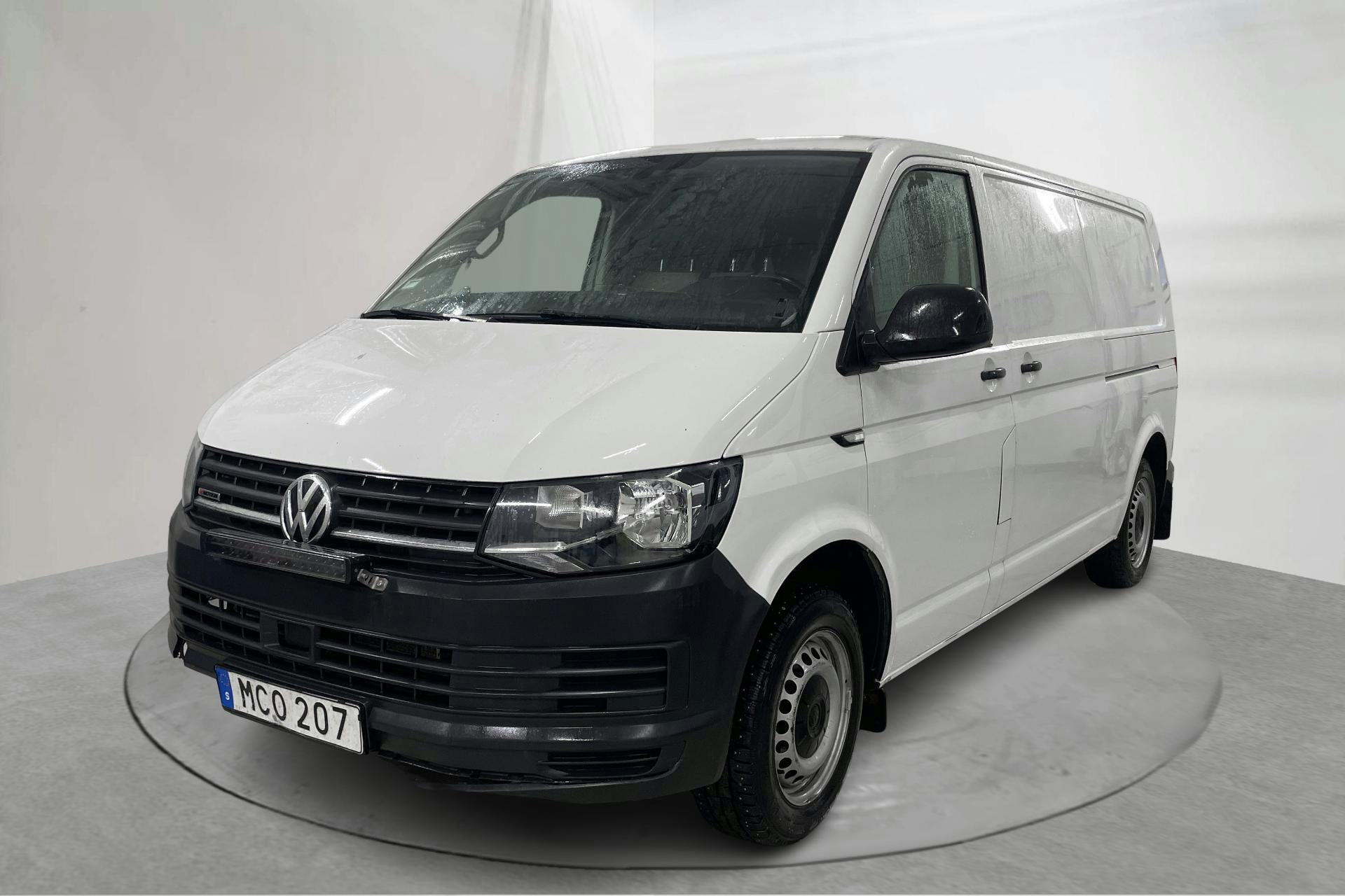Presentation photo 1 of 15: VW Transporter T6 2.0 TDI BMT Skåp 4MOTION (150hk) - 149 790 km - Manual - white - 2019