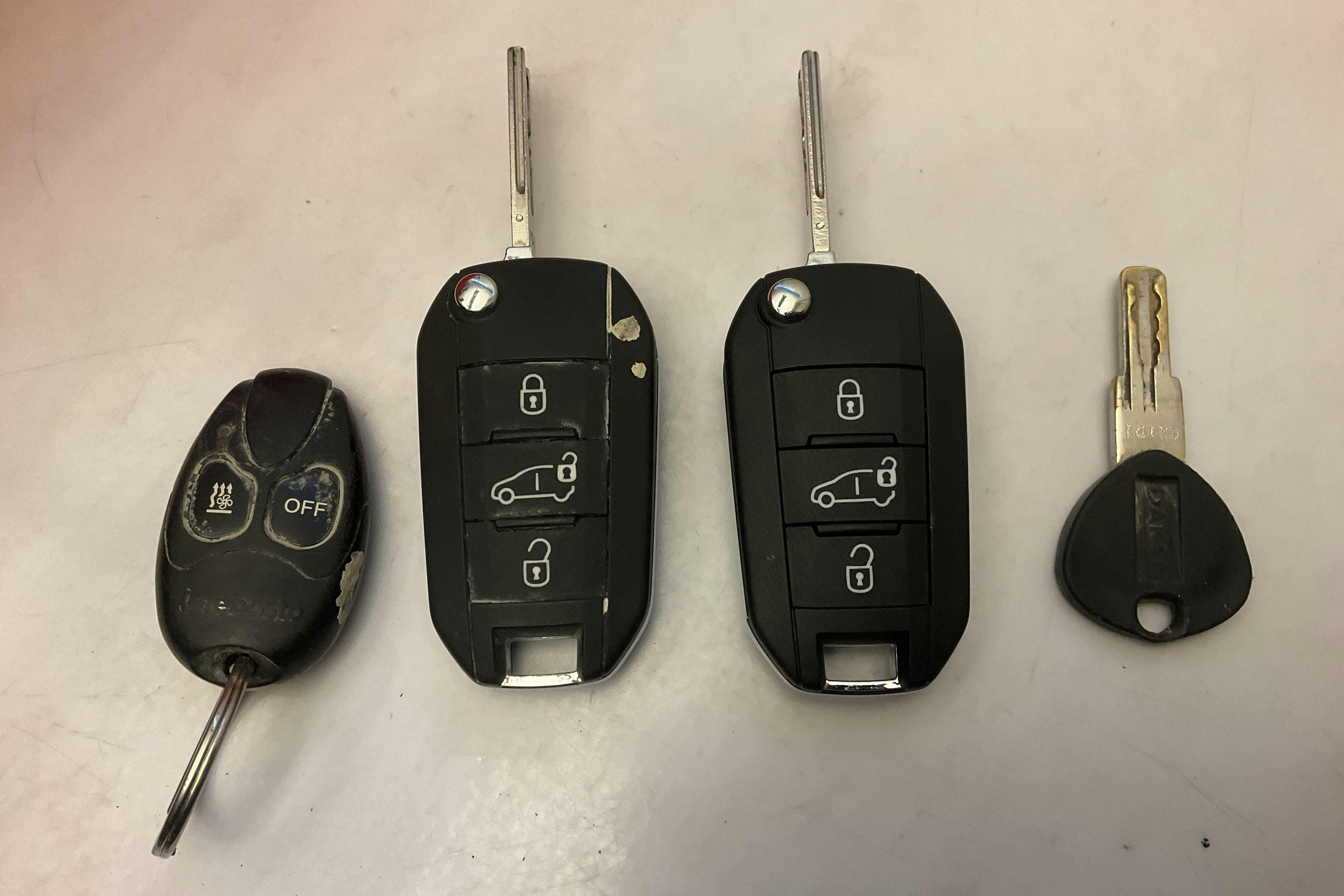 Presentationsfoto 12 av 12: Toyota PROACE CITY 1.5D (130hk) - 7 016 mil - Automat - svart - 2022