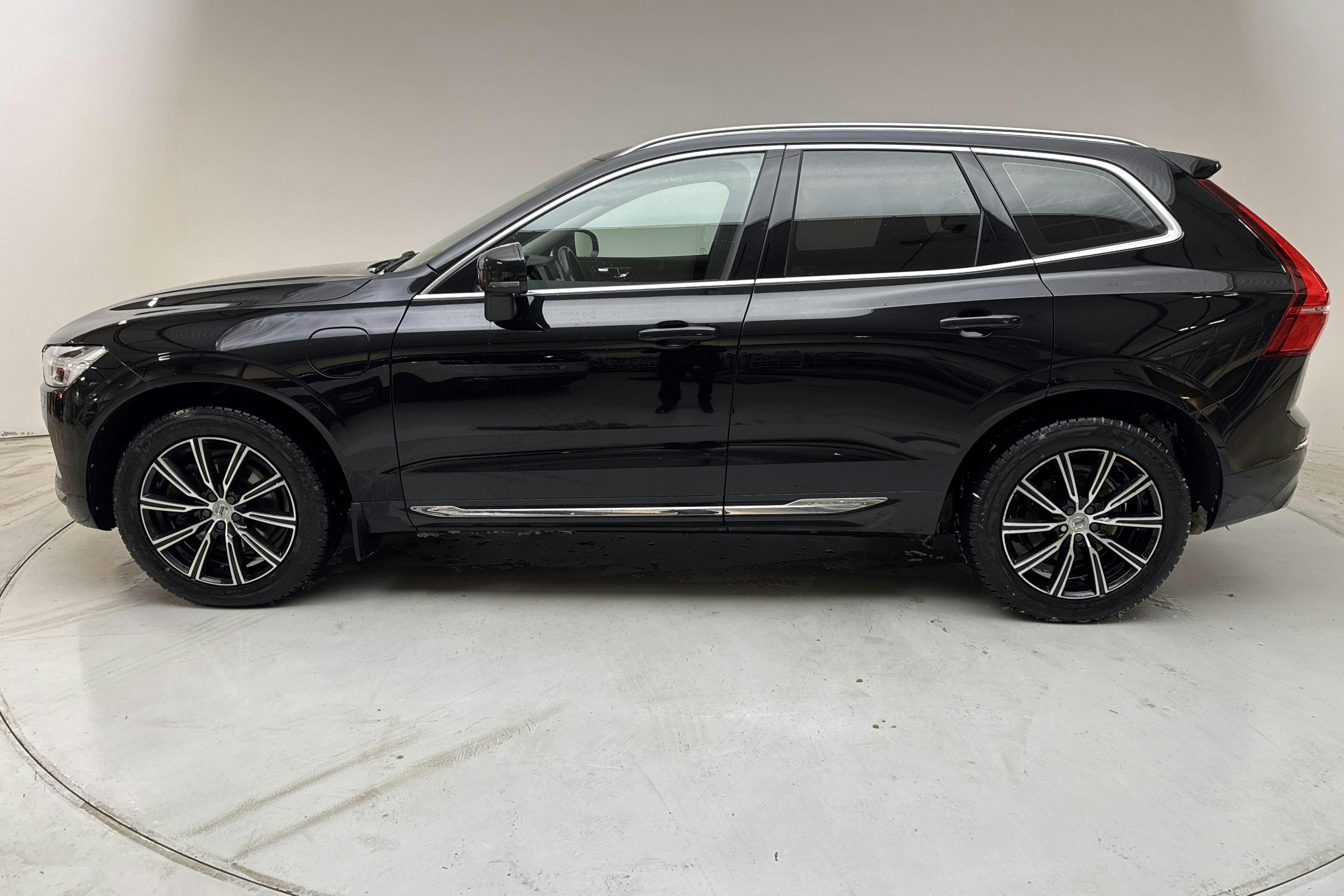 Esitlusfoto 2 aadressil 20: Volvo XC60 T8 AWD Recharge (390hk) - 194 360 km - Automaatne - must - 2020