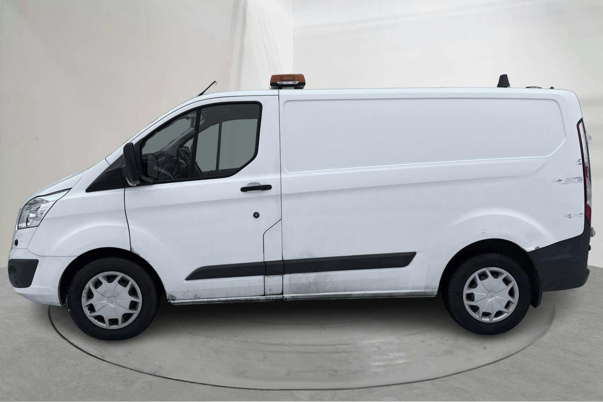 Presentationsfoto 2 av 14: Ford Transit Custom 270 (130hk) - 25 266 mil - Automat - vit - 2017
