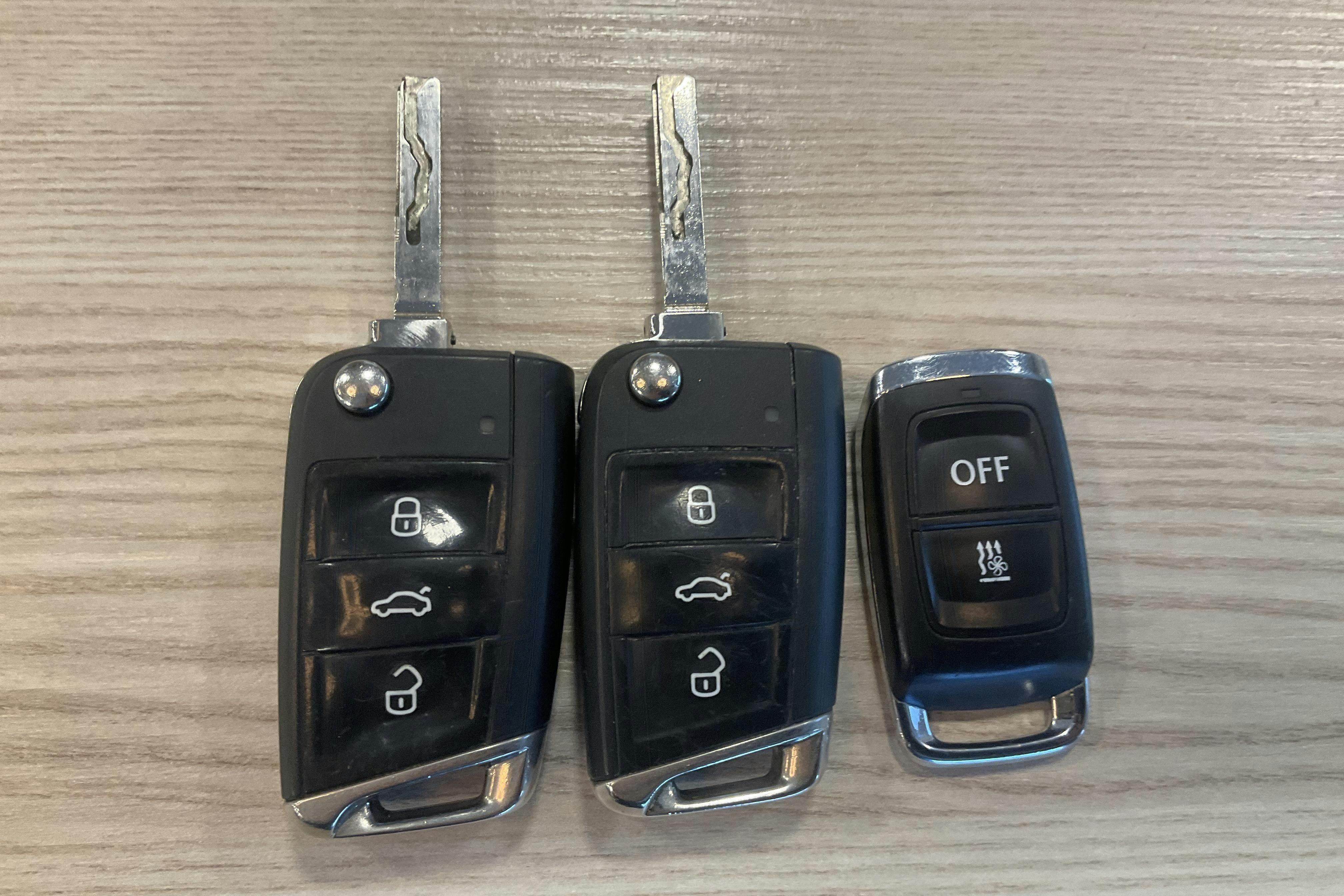 Presentation photo 15 of 15: VW Tiguan 2.0 TDI 4MOTION (190hk) - 195 750 km - Automatic - silver - 2018