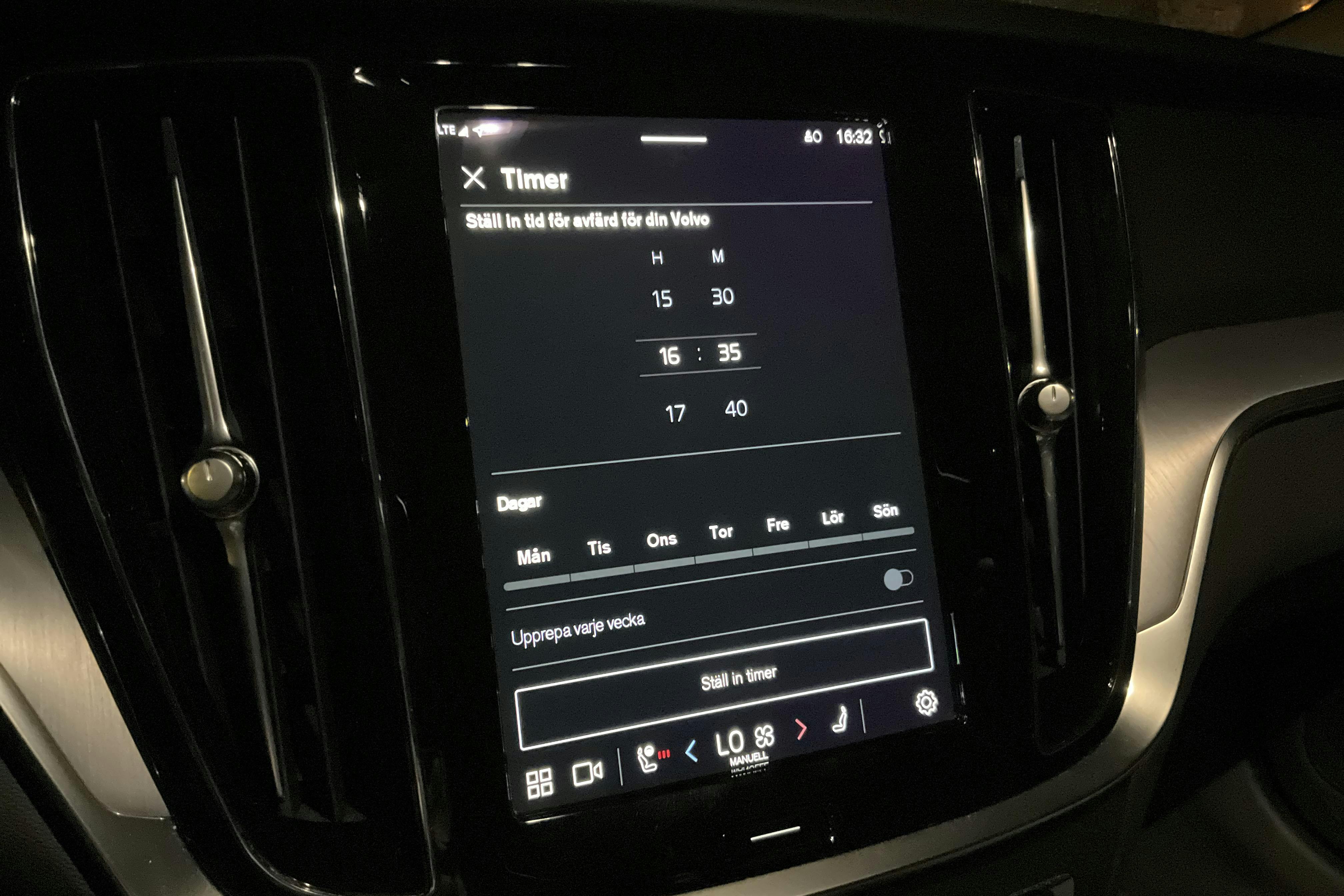 Presentation photo 23 of 23: Volvo V60 T6 AWD Recharge (350hk) - 99 390 km - Automatic - black - 2023