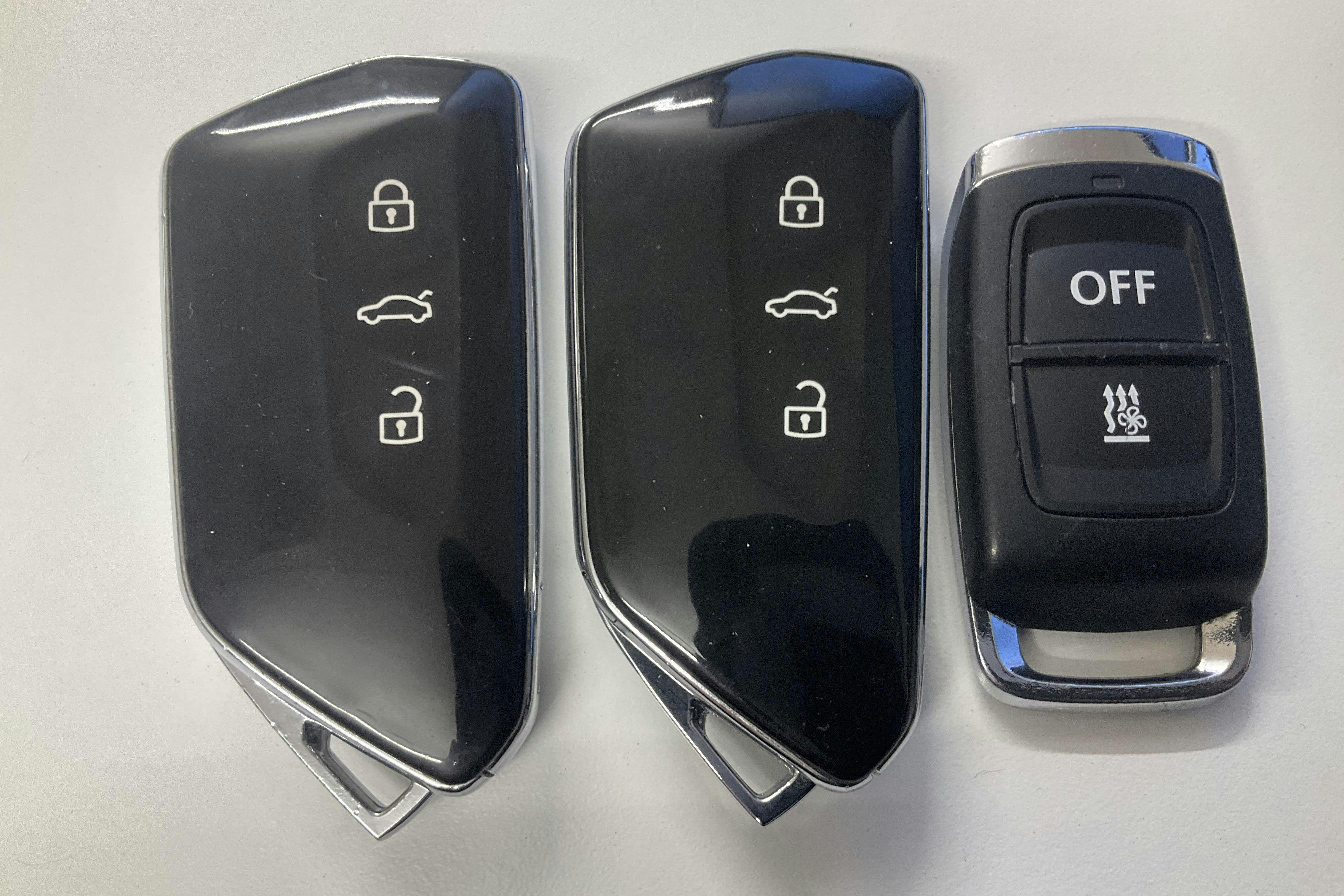 Presentation photo 19 of 19: VW Golf VIII TGI 5dr (130hk) - 96 670 km - Automatic - white - 2023