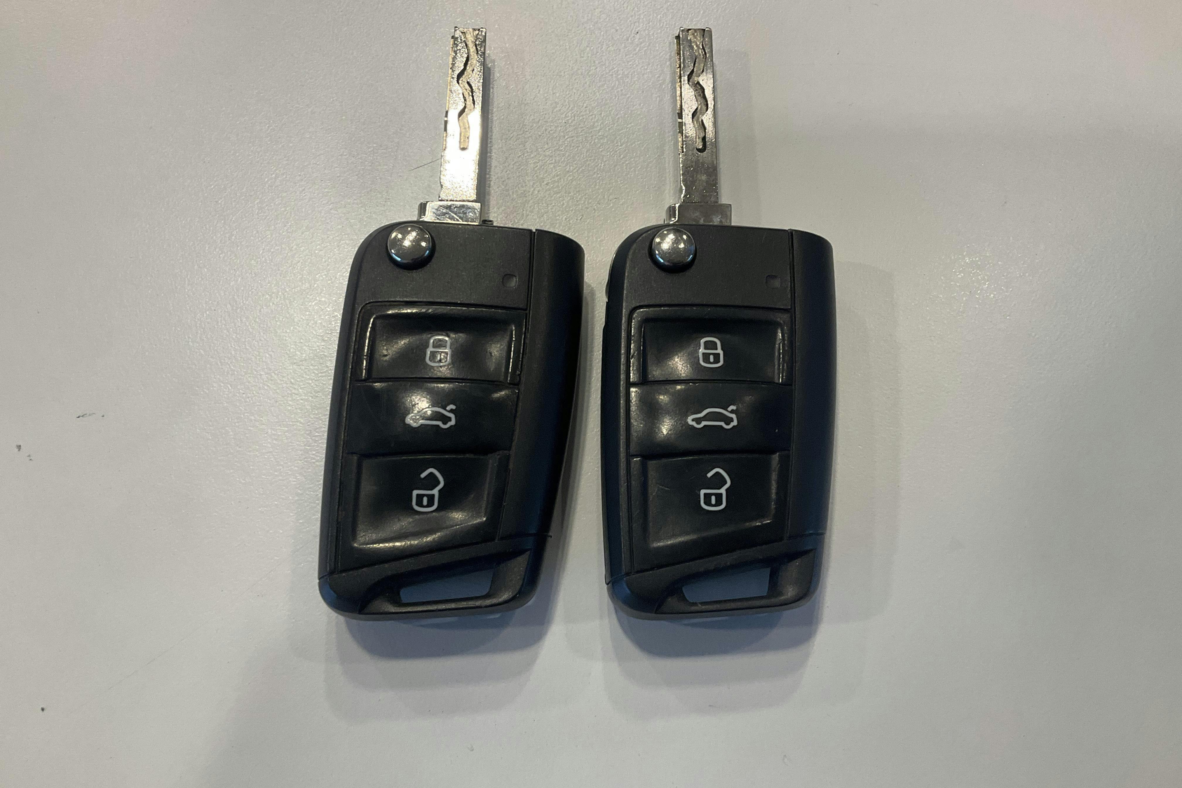 Presentationsfoto 18 av 18: VW Golf VII 1.0 TSI Sportsvan (115hk) - 7 946 mil - Manuell - grå - 2019