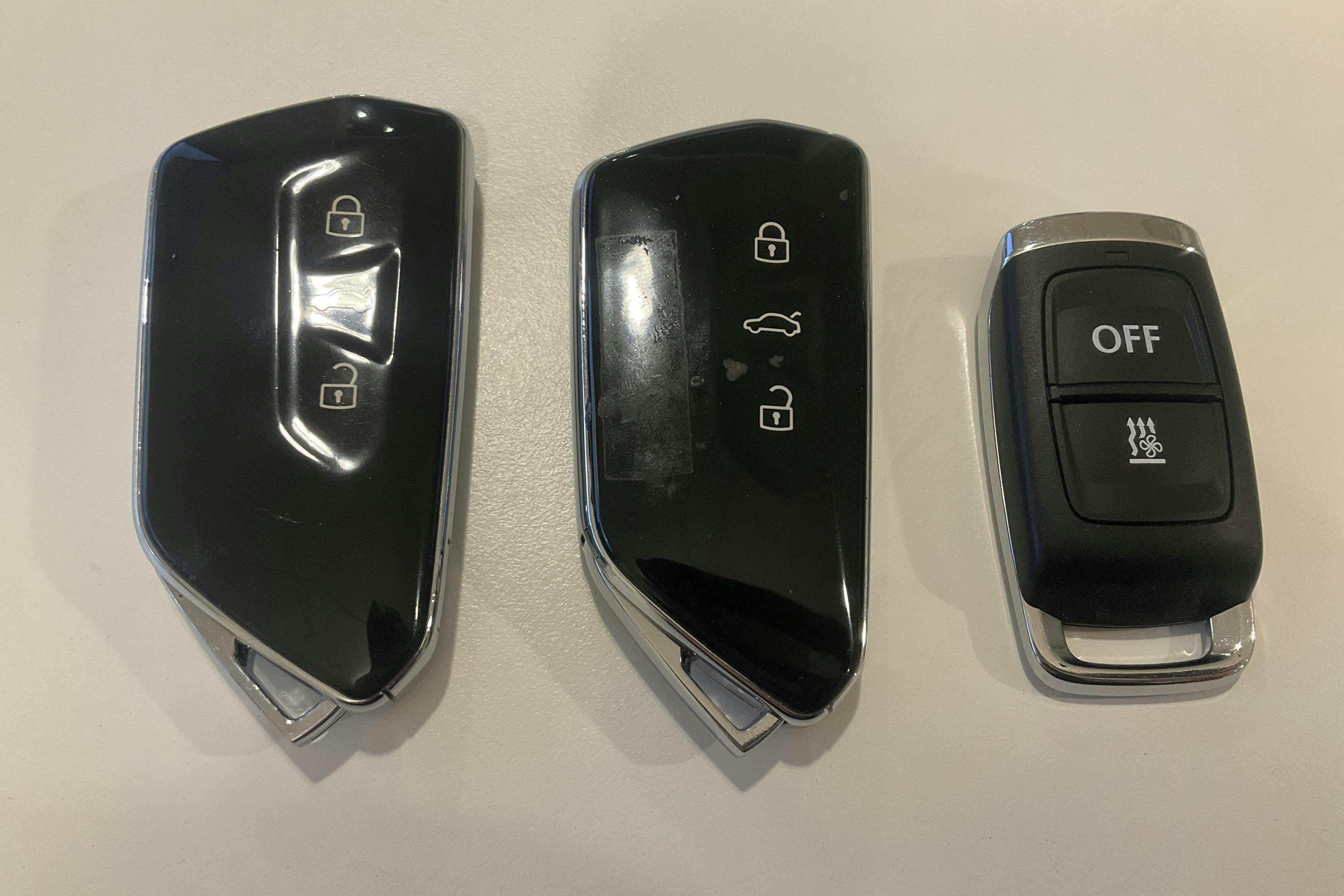 Presentation photo 17 of 17: VW Golf VIII 1.5 TGI Sportscombi (130hk) - 38 780 km - Automatic - white - 2023