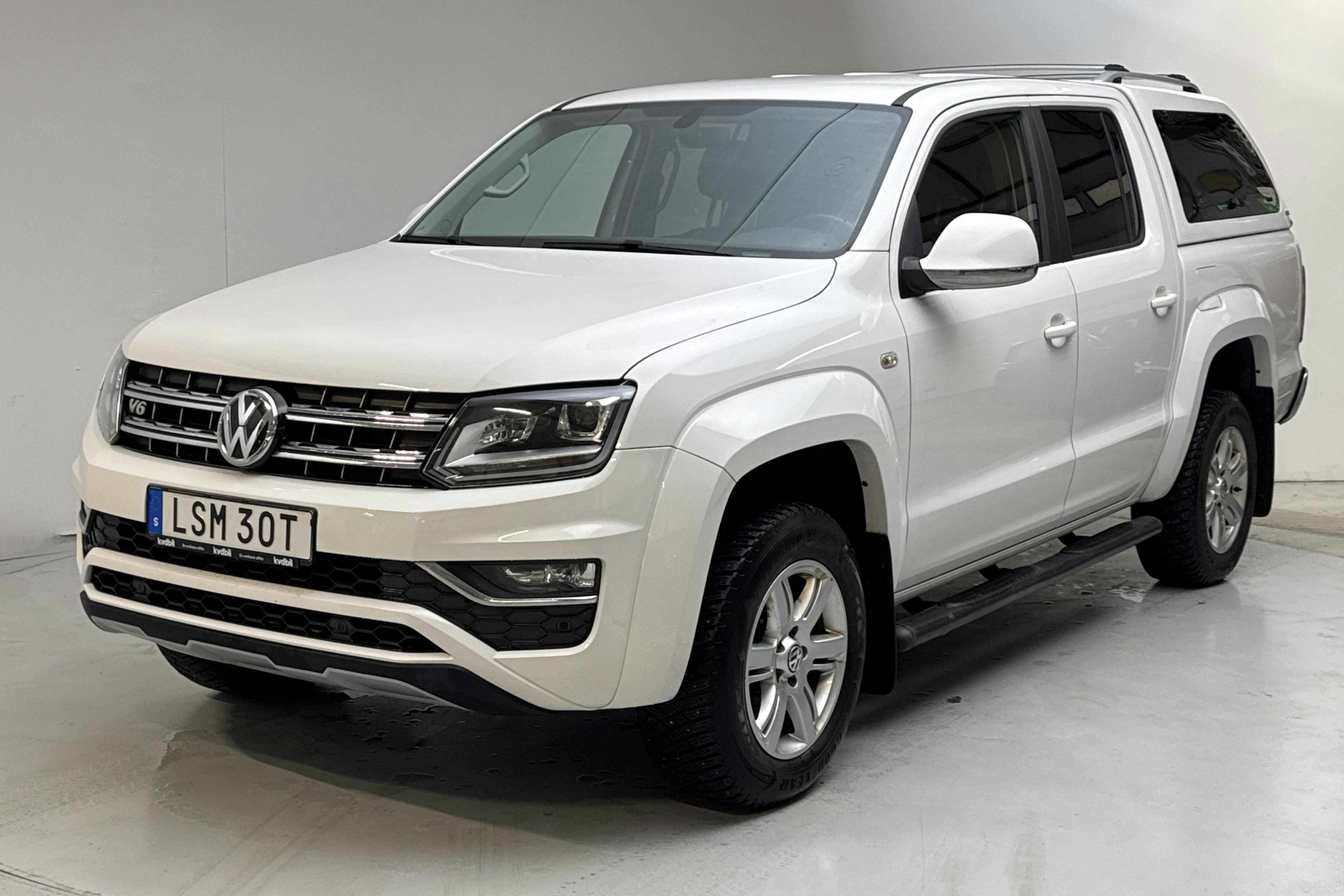Presentation photo 1 of 14: VW Amarok 3.0 TDI 4motion (258hk) - 120 570 km - Automatic - white - 2020