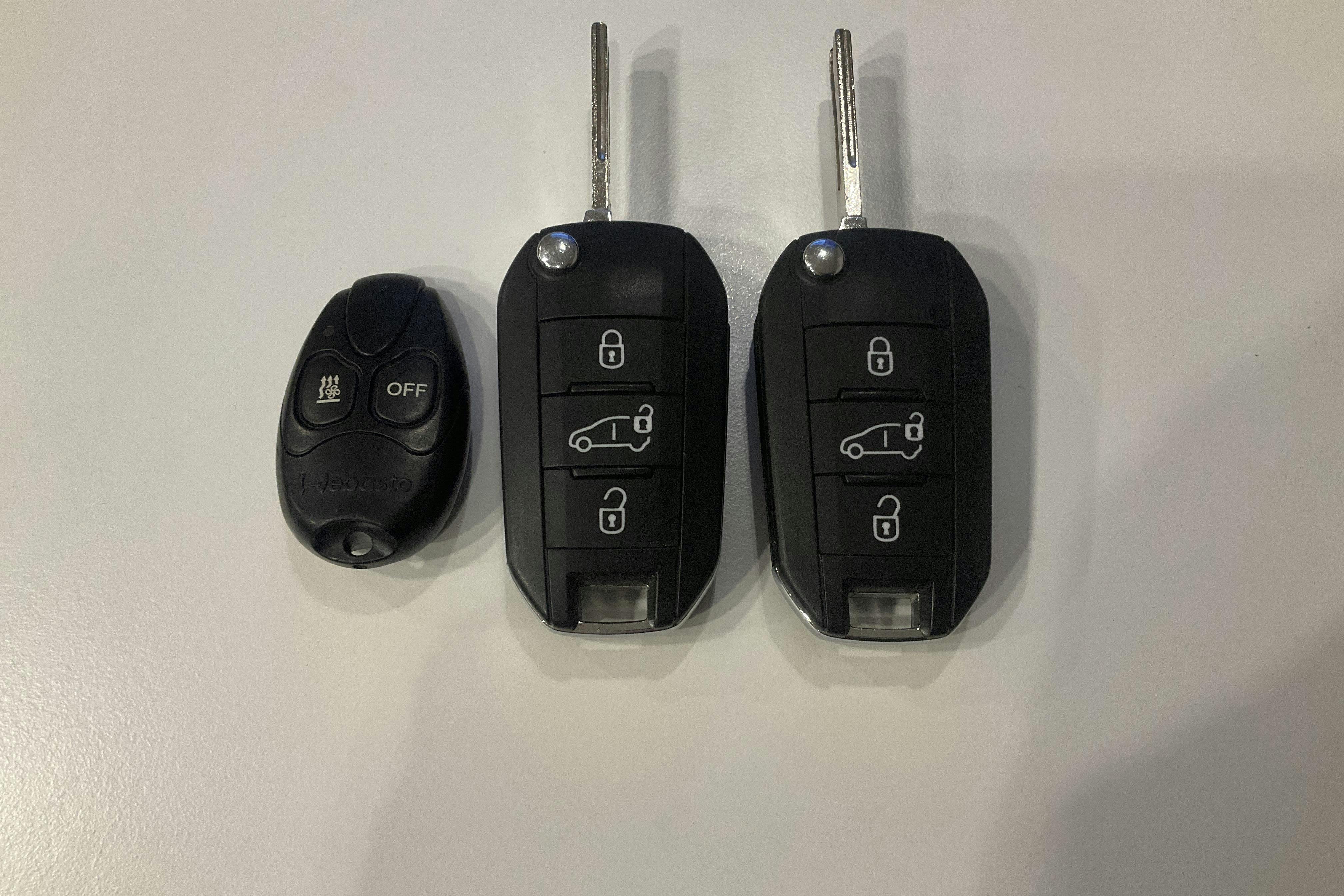 Presentation photo 14 of 14: Toyota PROACE CITY 1.5D (130hk) - 111 700 km - Automatic - white - 2022