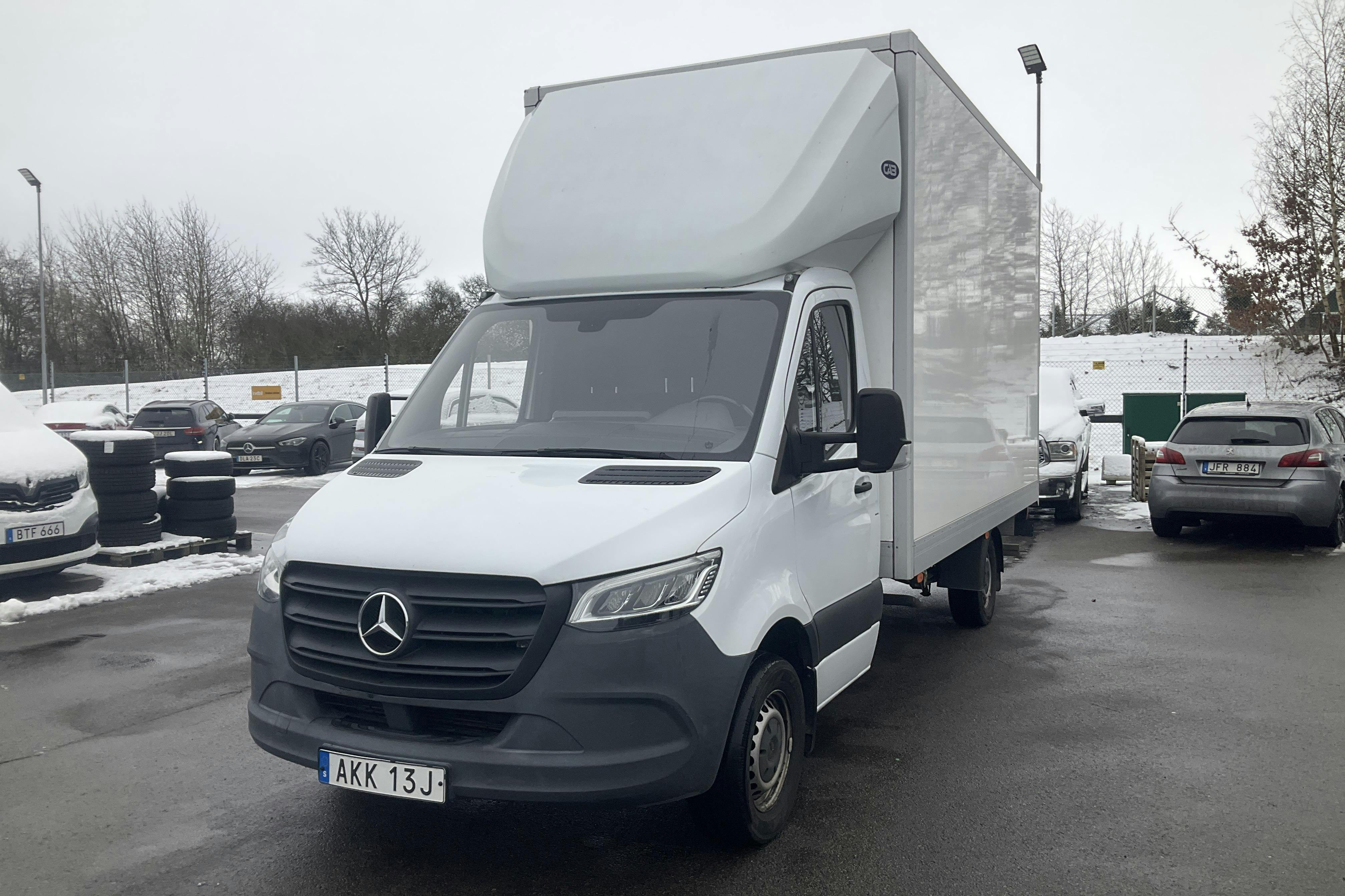Presentation photo 1 of 15: Mercedes Sprinter 316 CDI Volymskåp RWD (163hk) - 193 530 km - Automatic - white - 2021