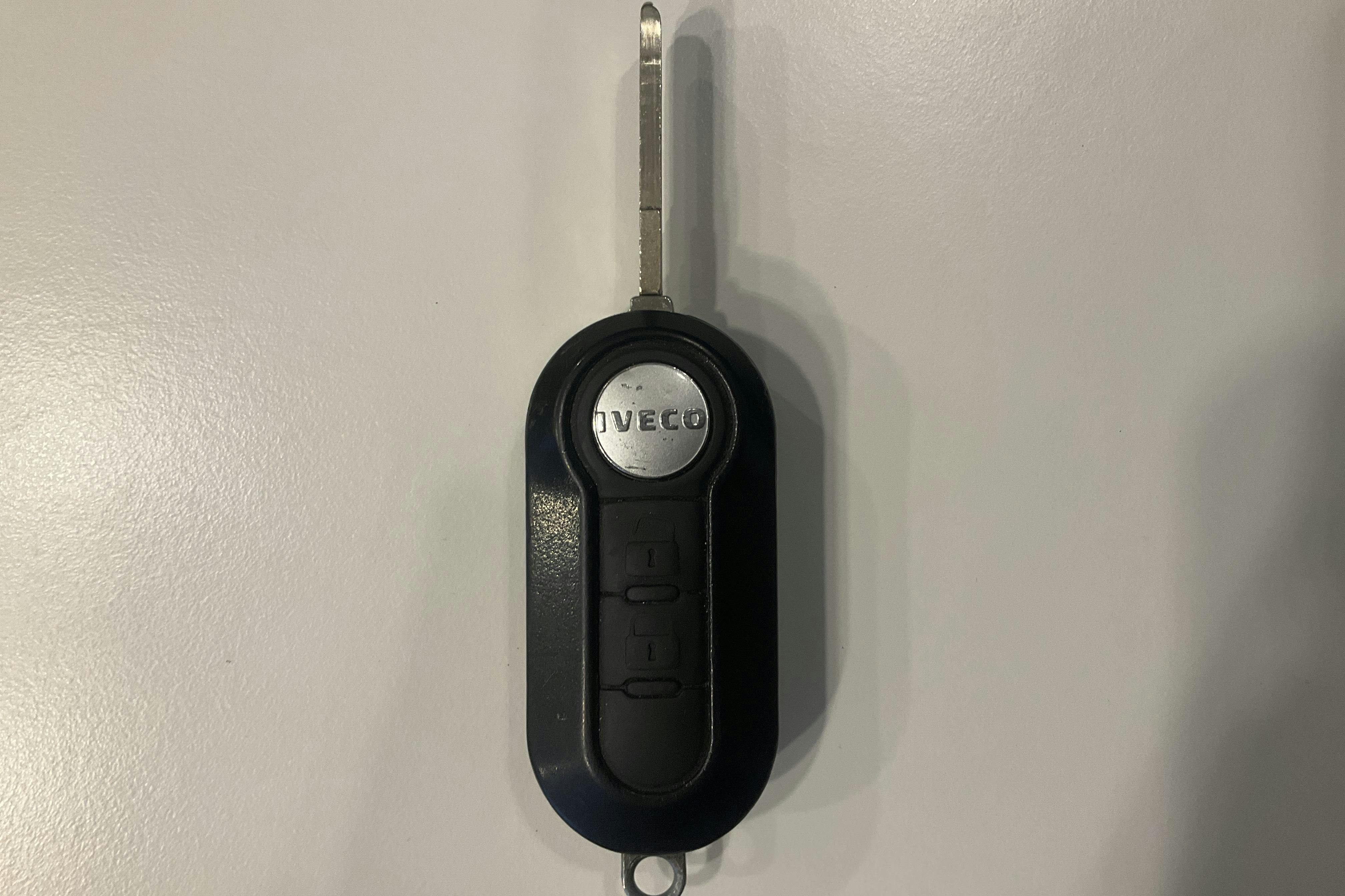 Presentation photo 14 of 14: Iveco Daily 35 2.3 (156hk) - 187 660 km - Automatic - white - 2021