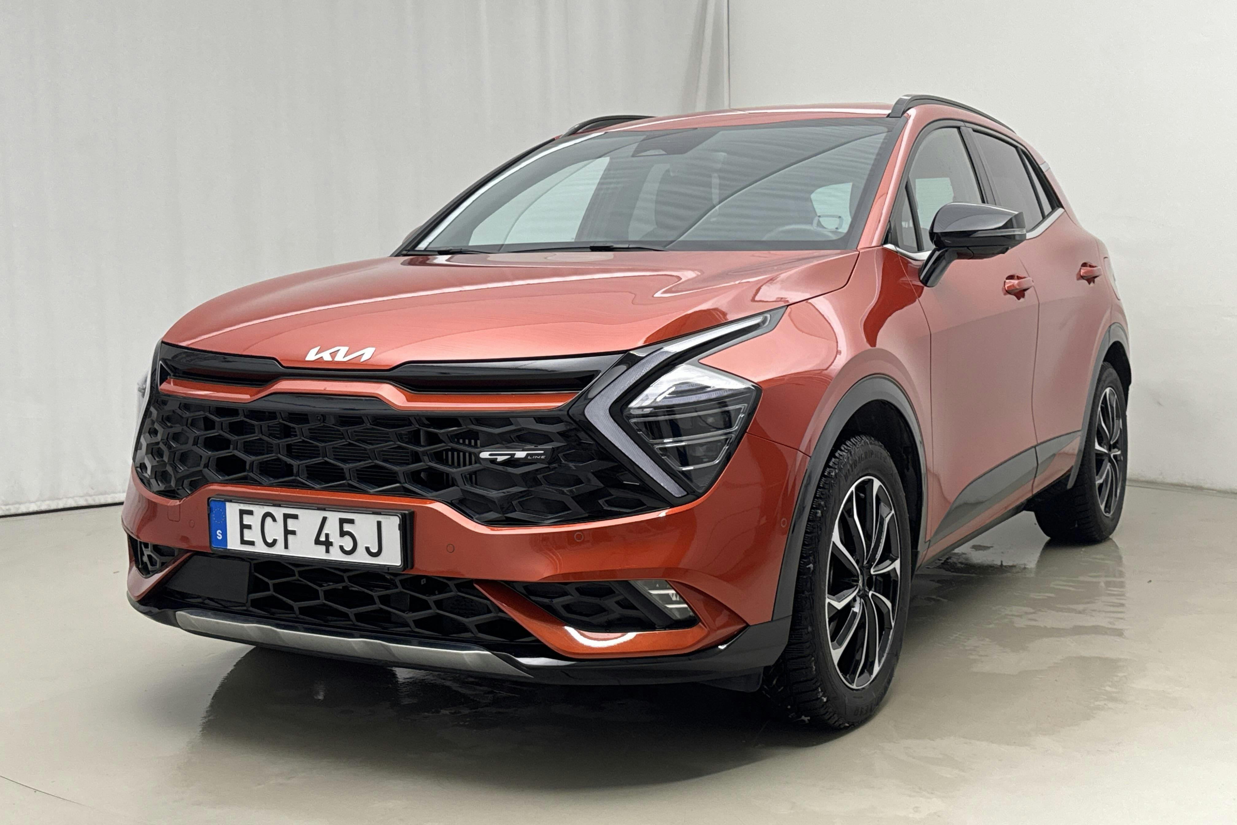 Presentation photo 1 of 22: KIA Sportage PHEV AWD (265hk) - 14 860 km - Automatic - orange - 2023