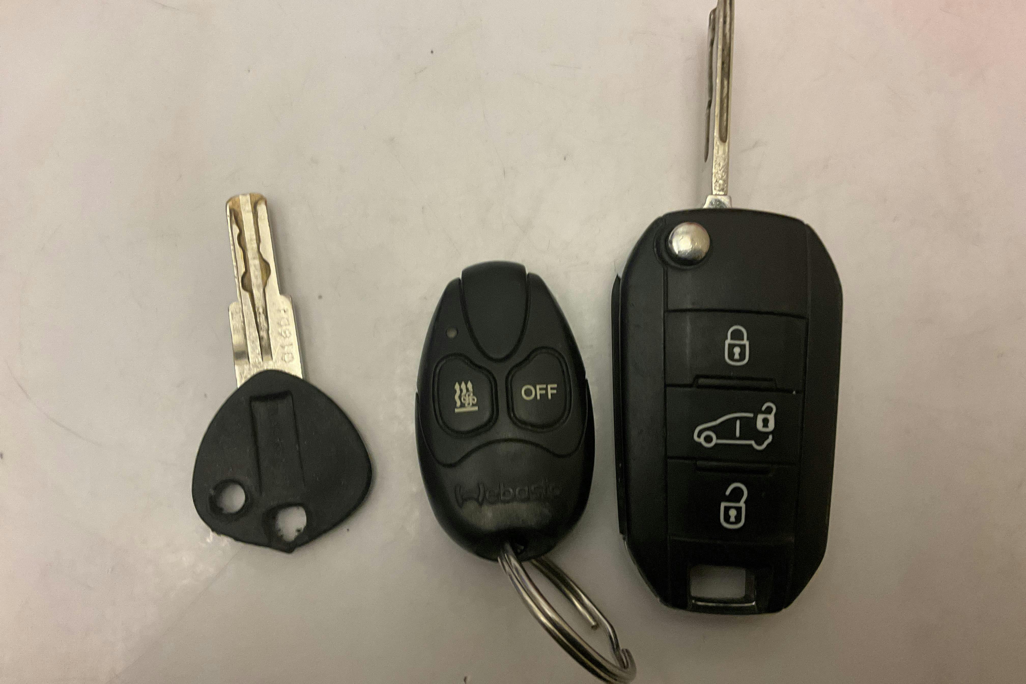 Presentation photo 11 of 11: Peugeot Partner 1.5 HDI Skåp (75hk) - 97 300 km - Manual - black - 2019