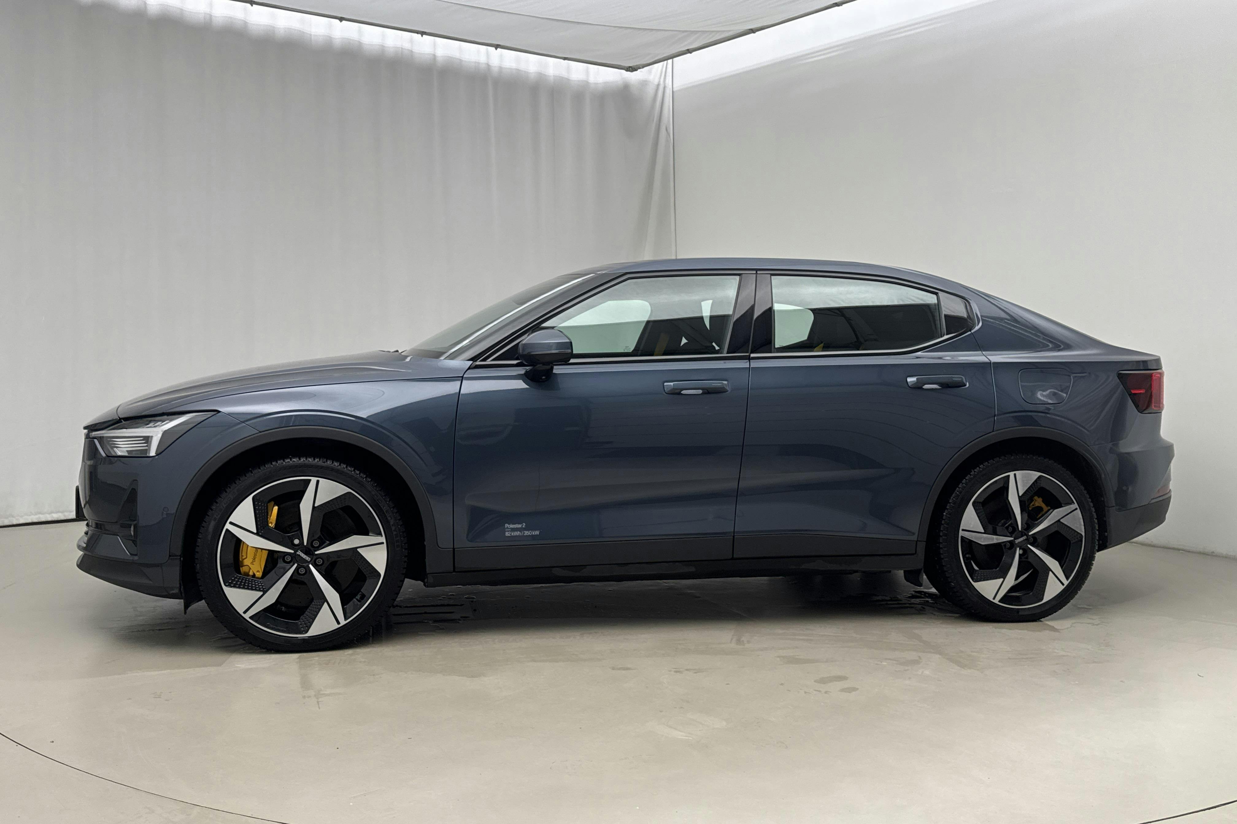 Presentation photo 2 of 30: Polestar 2 Long range Dual motor Performance (470hk) - 61 550 km - Automatic - Dark Blue - 2024