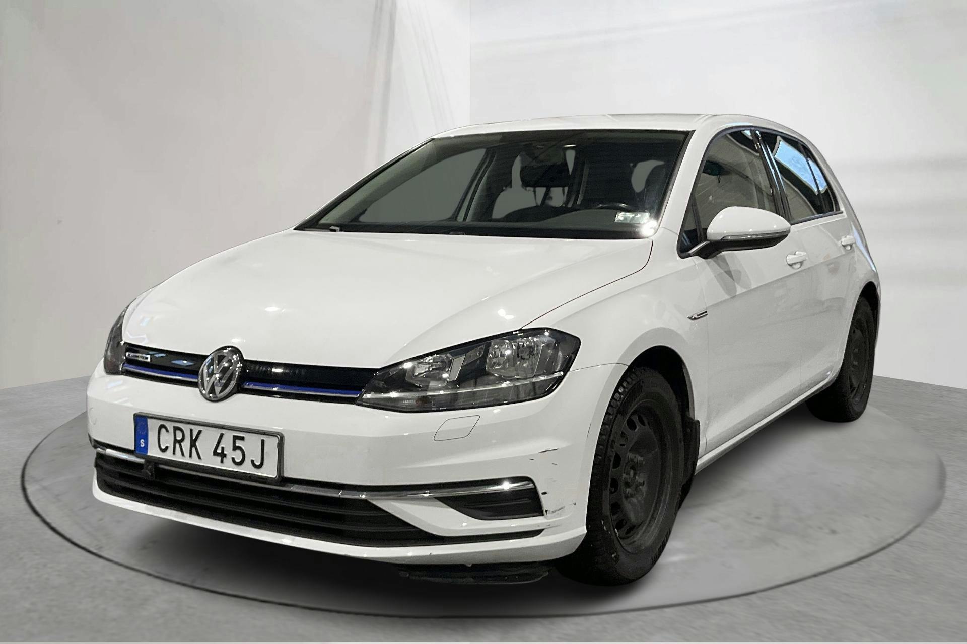 Esittelykuva 1 osoitteesta 12: VW Golf VII 1.5 TGI 5dr (130hk) - 99 840 km - Manuaalinen - valkoinen - 2019