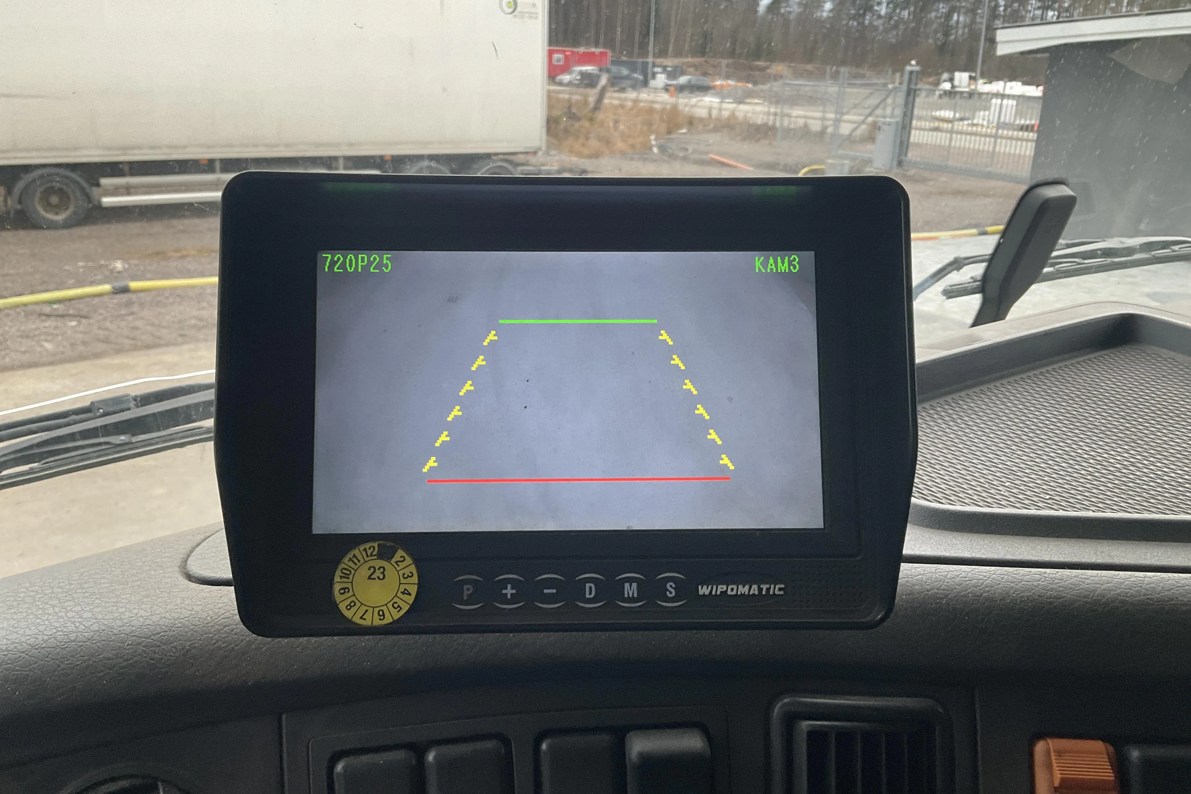 Presentationsfoto 48 av 48: Volvo FH420 dragbil + Limetec trailer (reg DJT 376) - 398 474 km - Automat - Dark Green - 2012