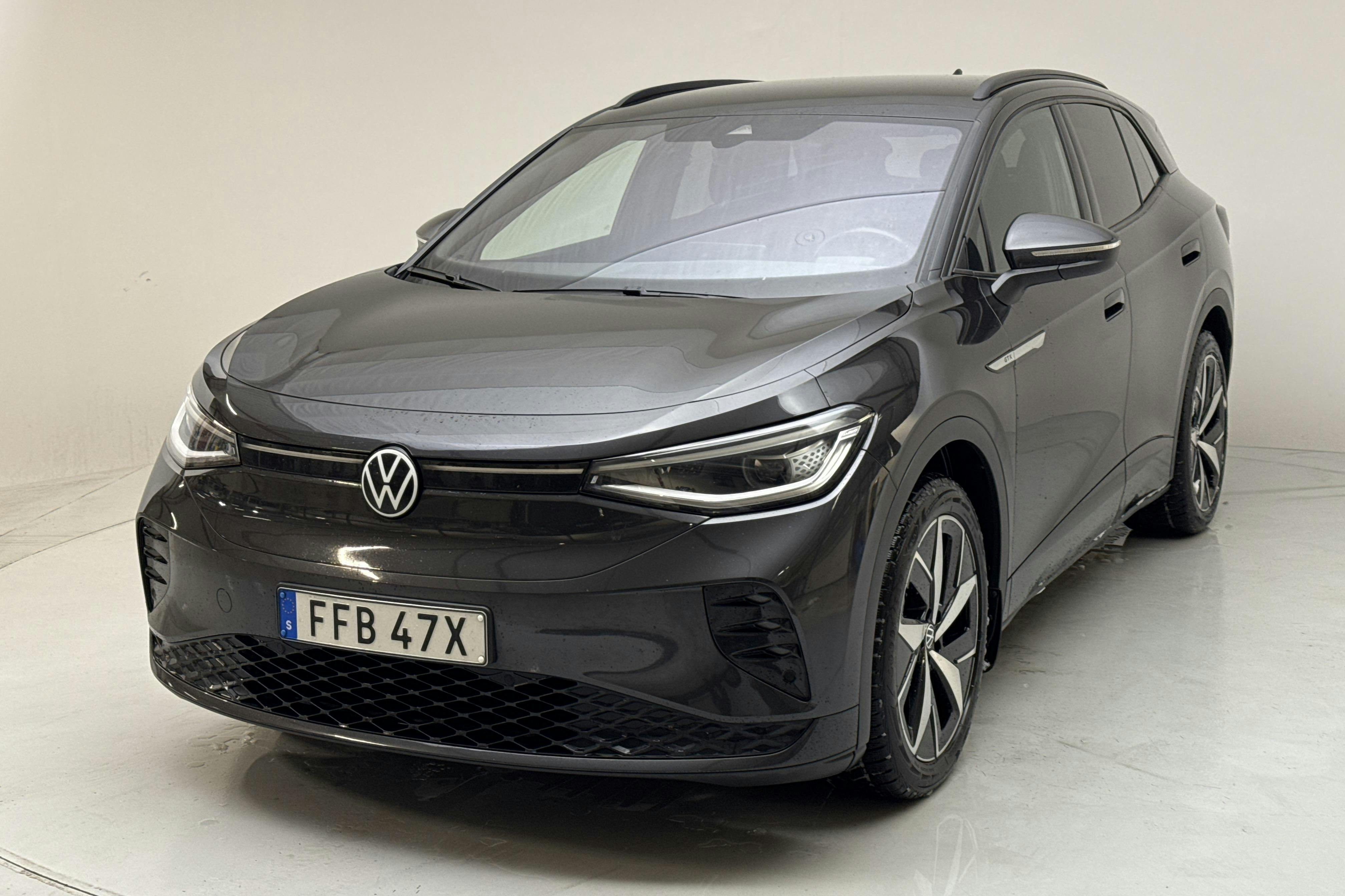 Presentationsfoto 1 av 17: VW ID.4 GTX 77kWh AWD (299hk) - 8 767 mil - Automat - Dark Grey - 2022