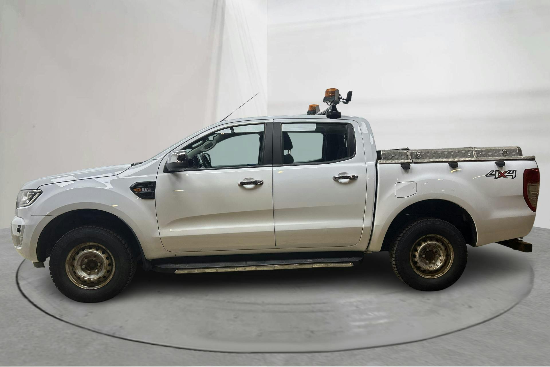 Zdjęcie prezentacyjne 2 z 14: Ford Ranger 2.2 TDCi 4WD (160hk) - 64 360 km - Automatyczna - biały - 2018