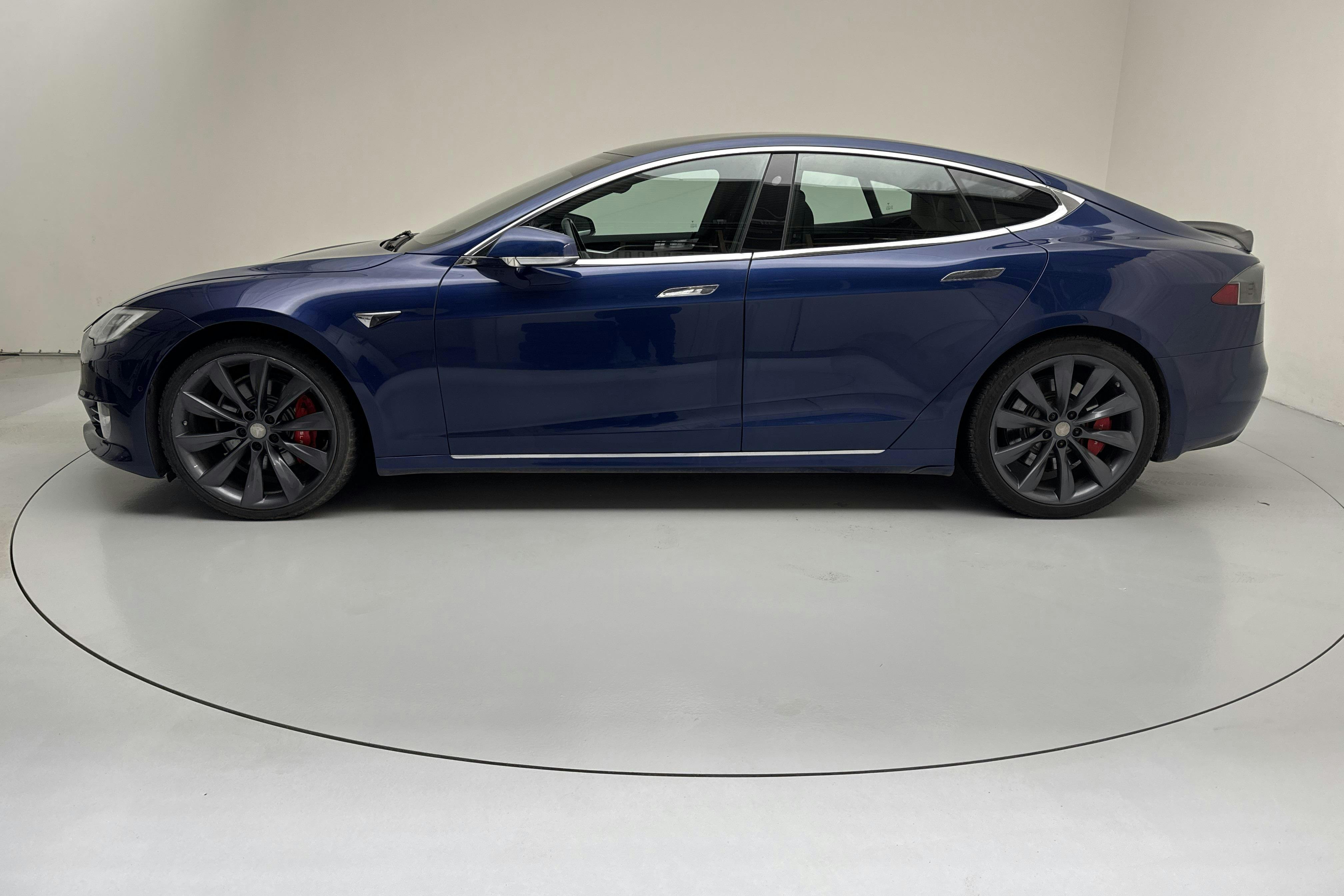 Presentation photo 2 of 18: Tesla Model S 75D - 107 550 km - Automatic - Dark Blue - 2017