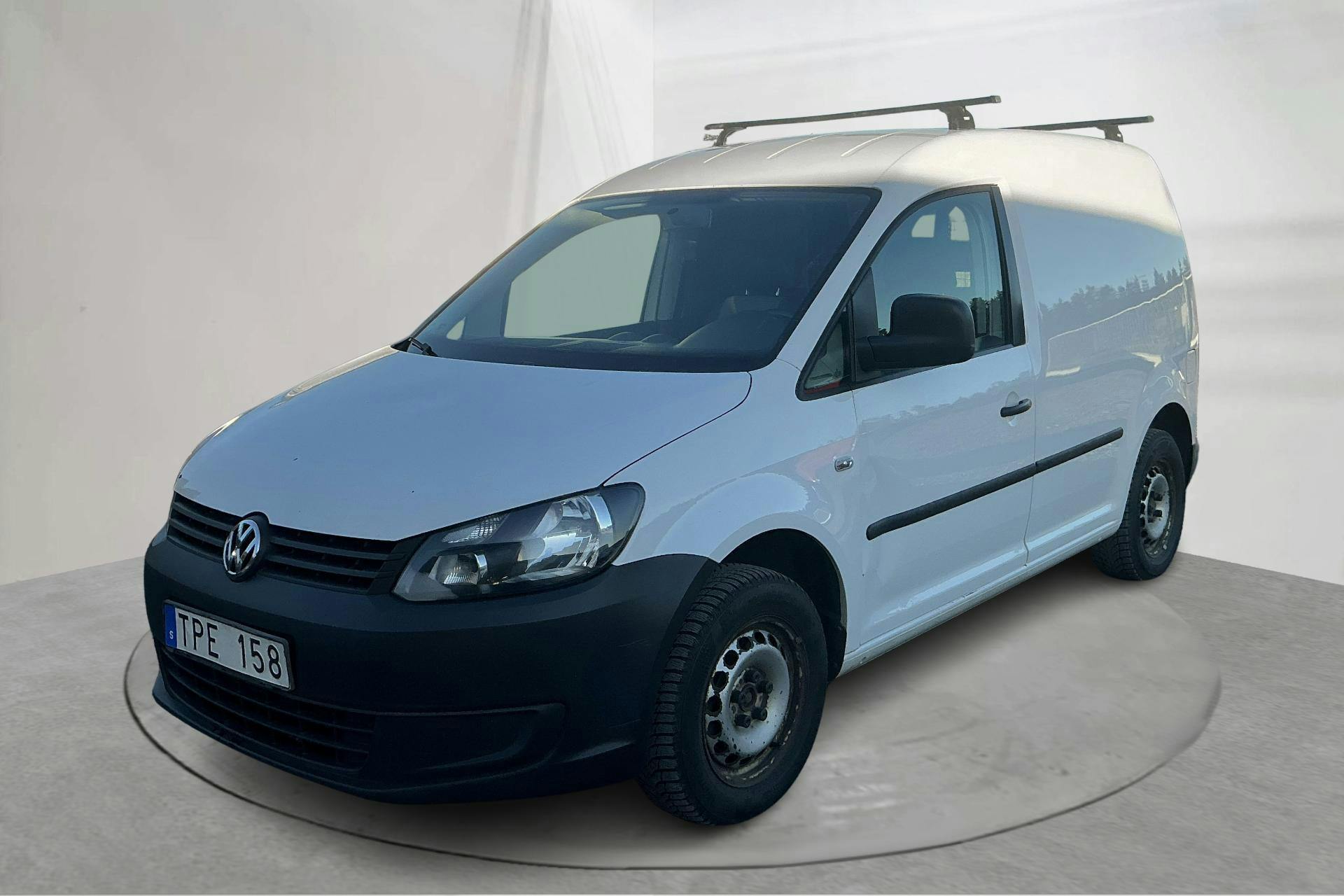 Presentationsfoto 1 av 12: VW Caddy 1.6 TDI Skåp (75hk) - 18 543 mil - Manuell - vit - 2014