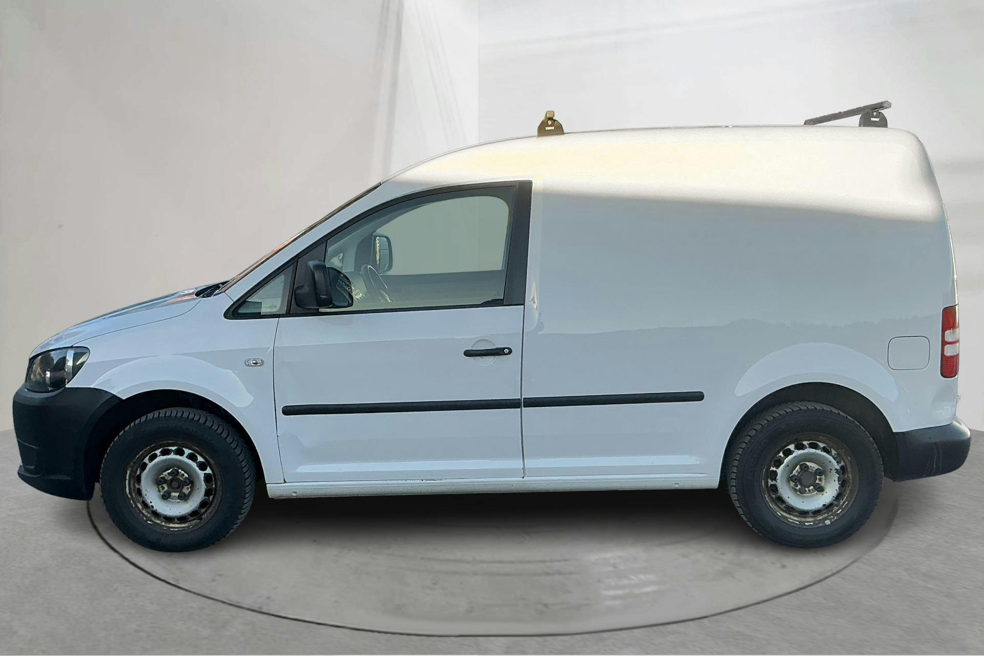 Presentationsfoto 2 av 12: VW Caddy 1.6 TDI Skåp (75hk) - 18 543 mil - Manuell - vit - 2014