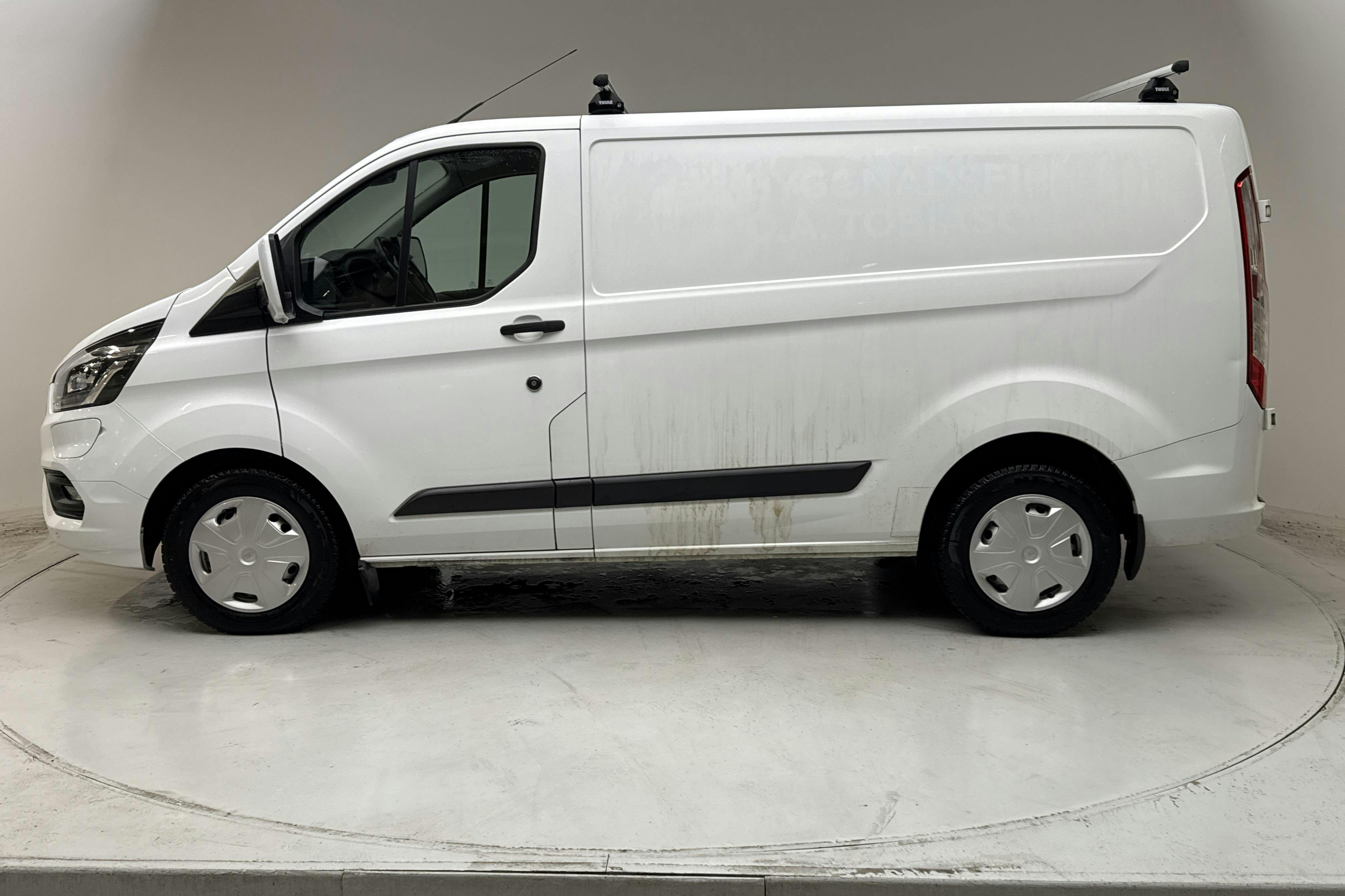 Zdjęcie prezentacyjne 2 z 15: Ford Transit Custom 340 PHEV (120hk) - 99 670 km - Automatyczna - biały - 2020
