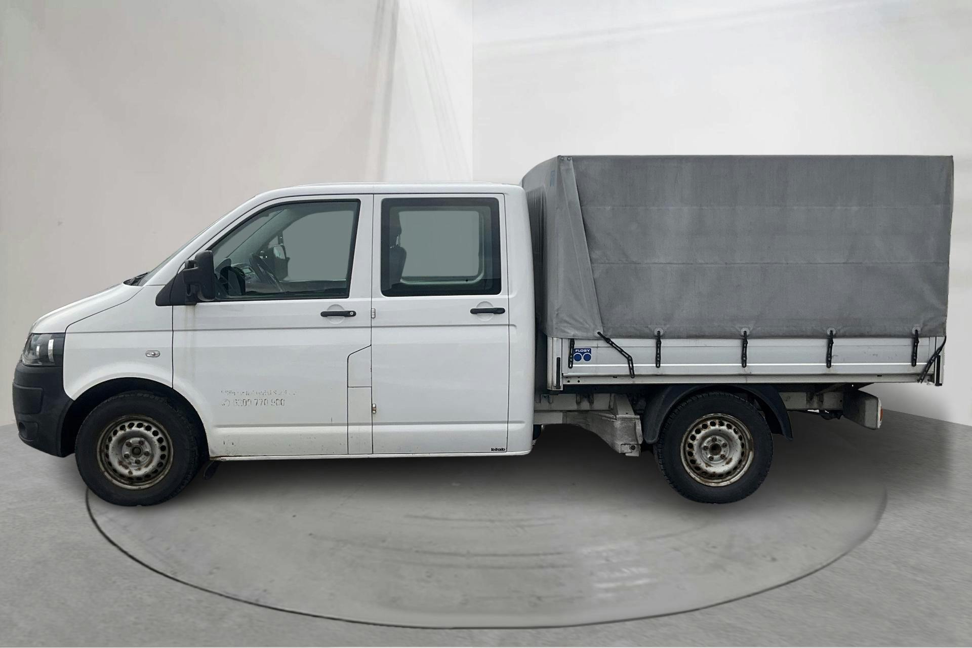 Esitlusfoto 2 aadressil 15: VW Transporter T5 2.0 TDI Pickup (102hk) - 109 930 km - Käsitsi - valge - 2015