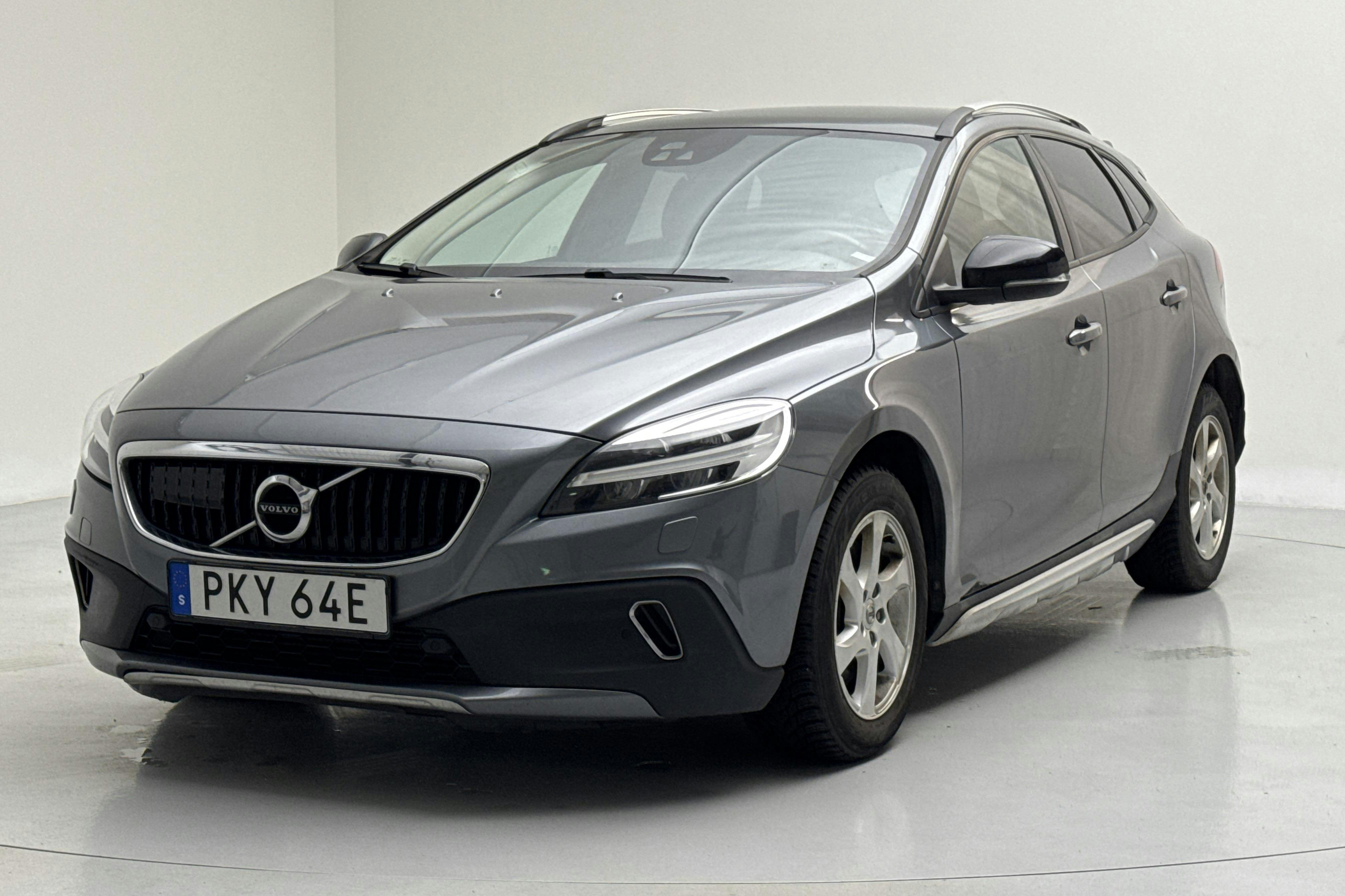 Presentationsfoto 1 av 14: Volvo V40 Cross Country T3 (152hk) - 10 524 mil - Automat - grå - 2019