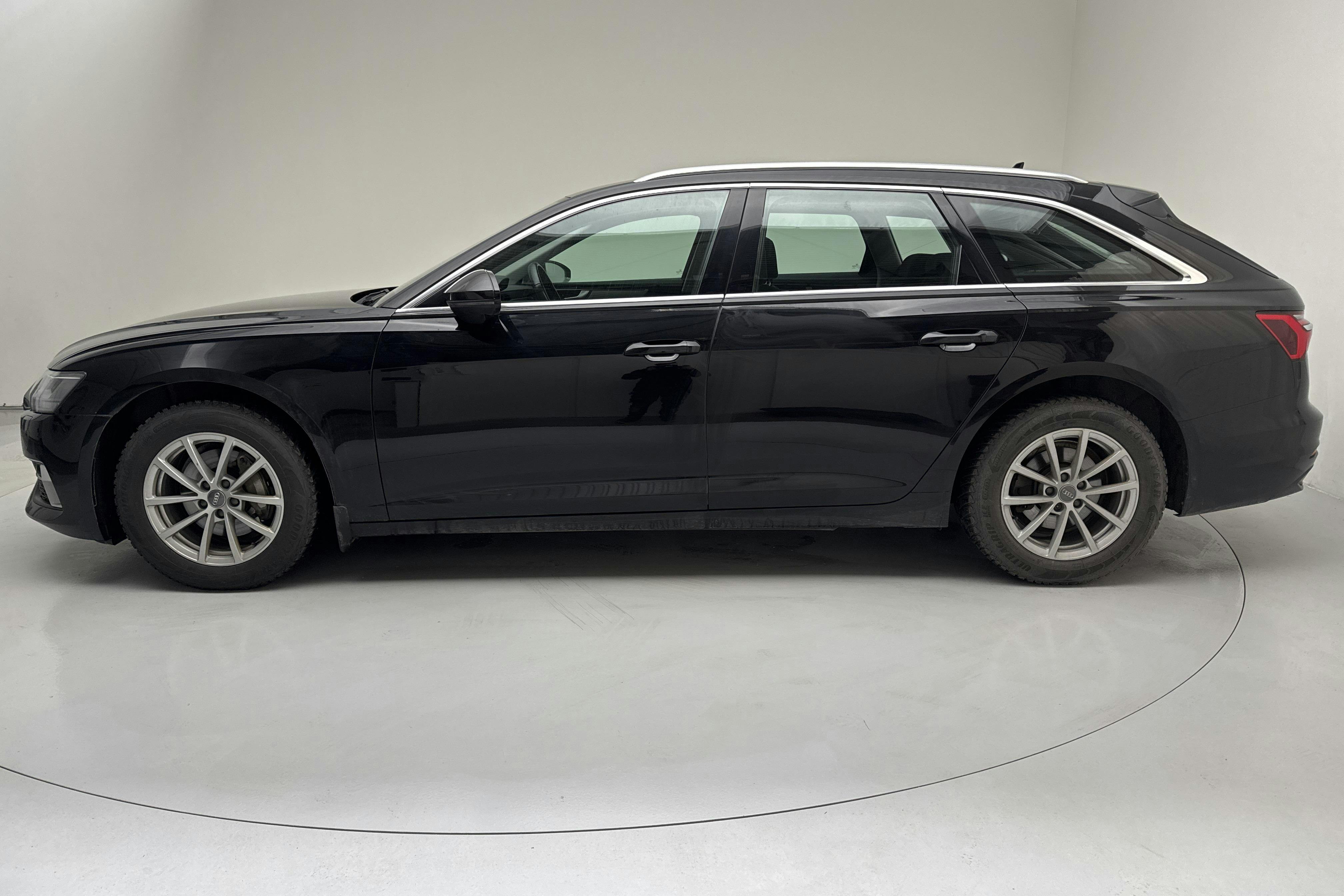 Esittelykuva 2 osoitteesta 14: Audi A6 Avant 40 TDI quattro (204hk) - 170 890 km - Automaattinen - musta - 2019