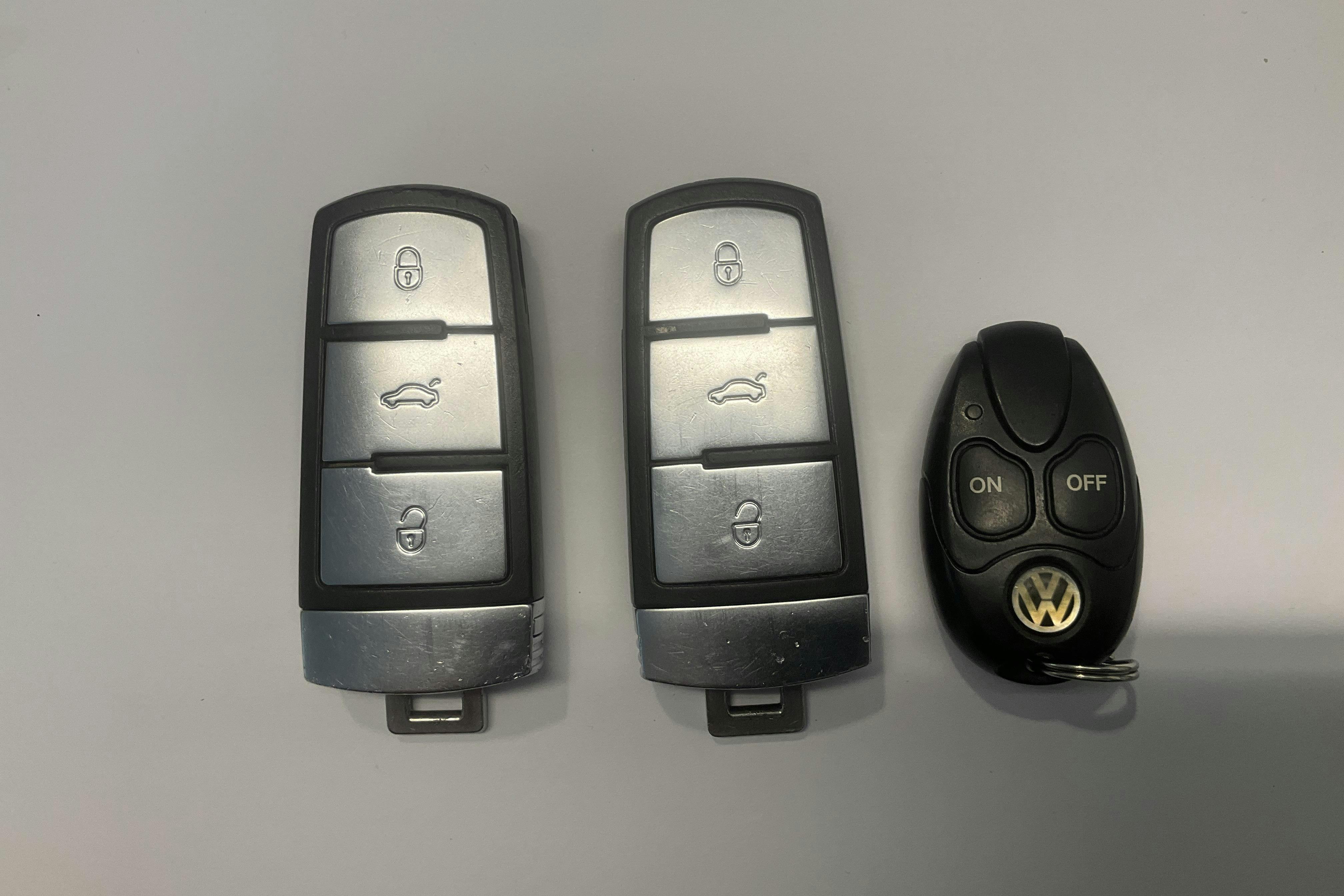 Presentationsfoto 14 av 14: VW Passat 1.4 TSI EcoFuel Variant (150hk) - 16 451 mil - Automat - svart - 2014