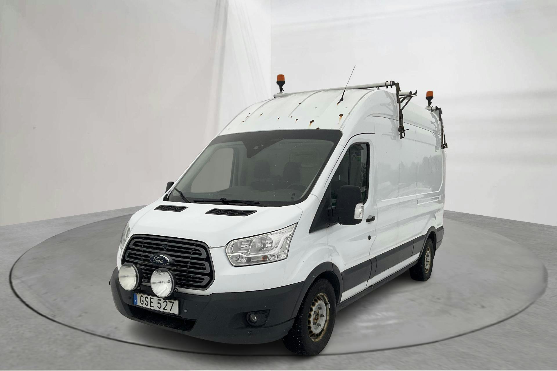 Zdjęcie prezentacyjne 1 z 14: Ford Transit 350 2.2 TDCi Skåp 2WD (125hk) - 239 970 km - Manualna - biały - 2015