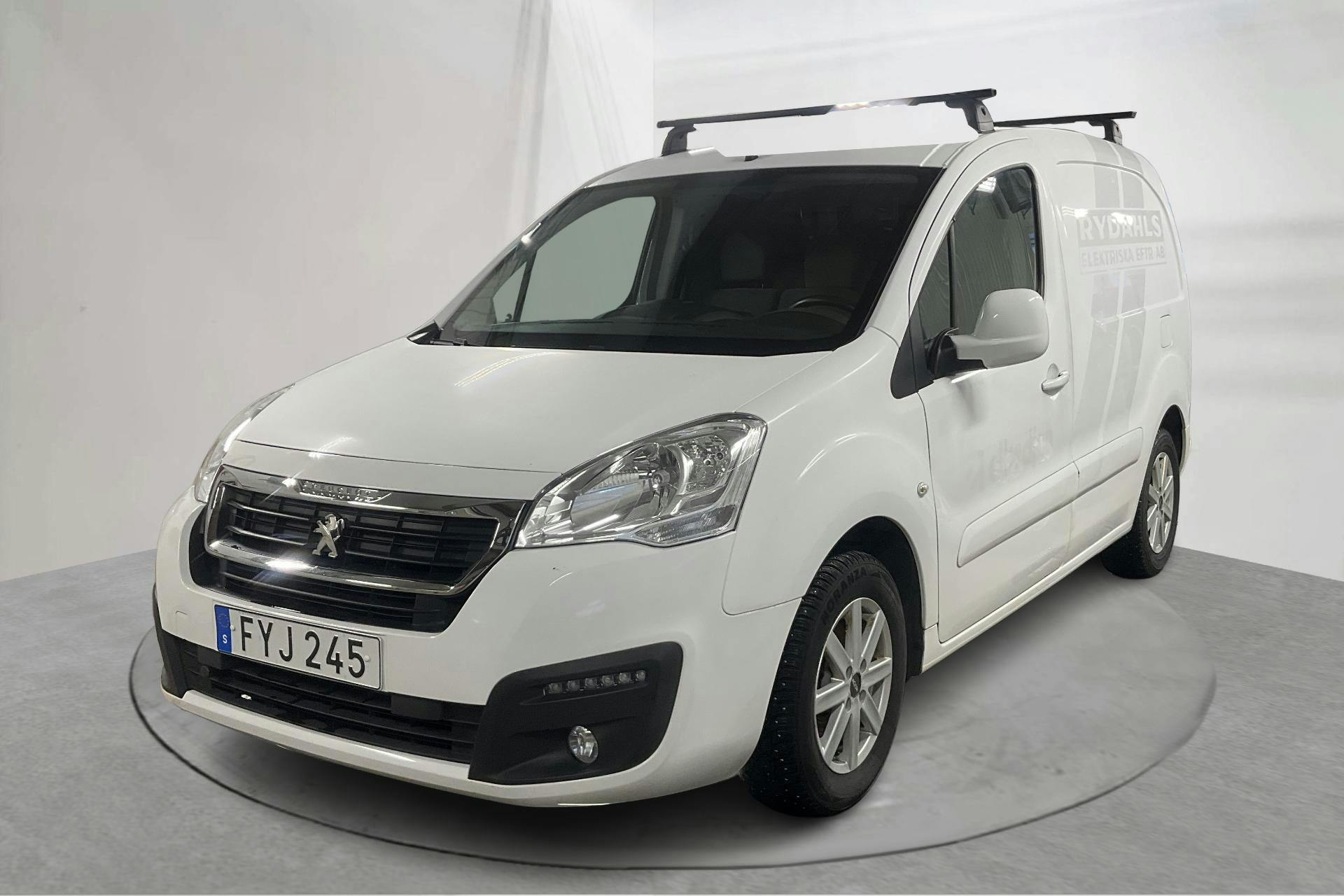 Presentation photo 1 of 13: Peugeot Partner 1.6 HDI Skåp (75hk) - 71 600 km - Manual - white - 2016