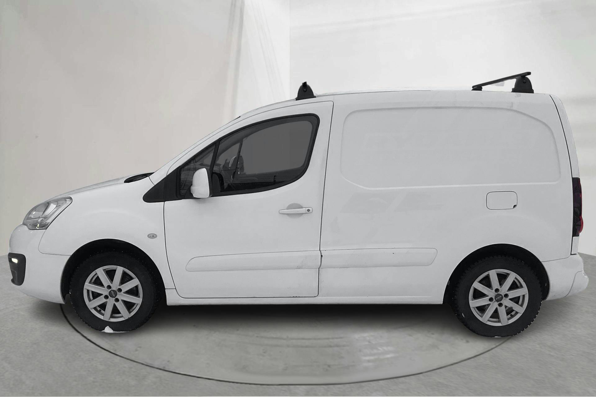 Presentation photo 2 of 13: Peugeot Partner 1.6 HDI Skåp (75hk) - 71 600 km - Manual - white - 2016