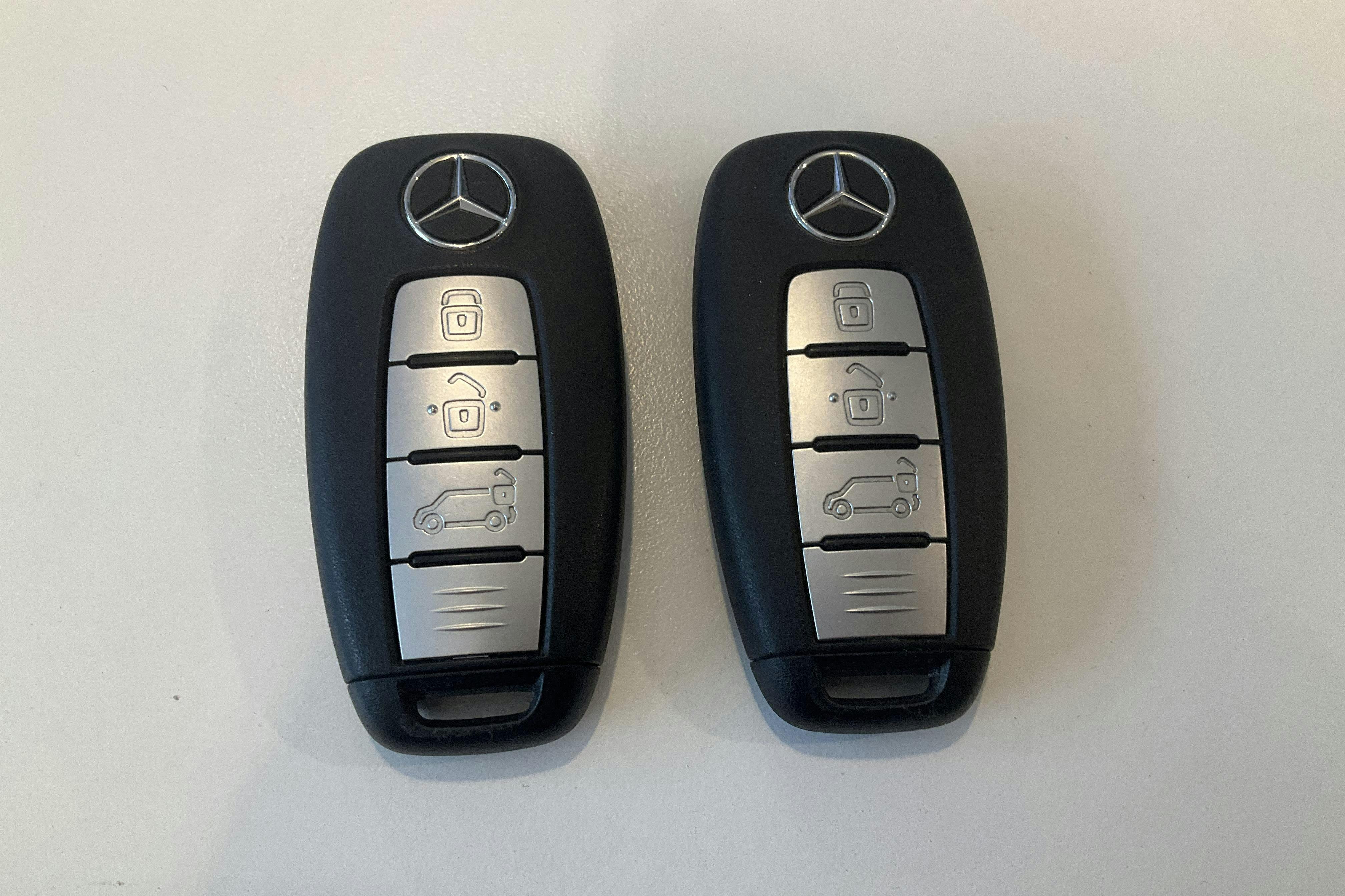 Presentation photo 15 of 15: Mercedes T 180 d (116hk) - 254 630 km - Automatic - black - 2023