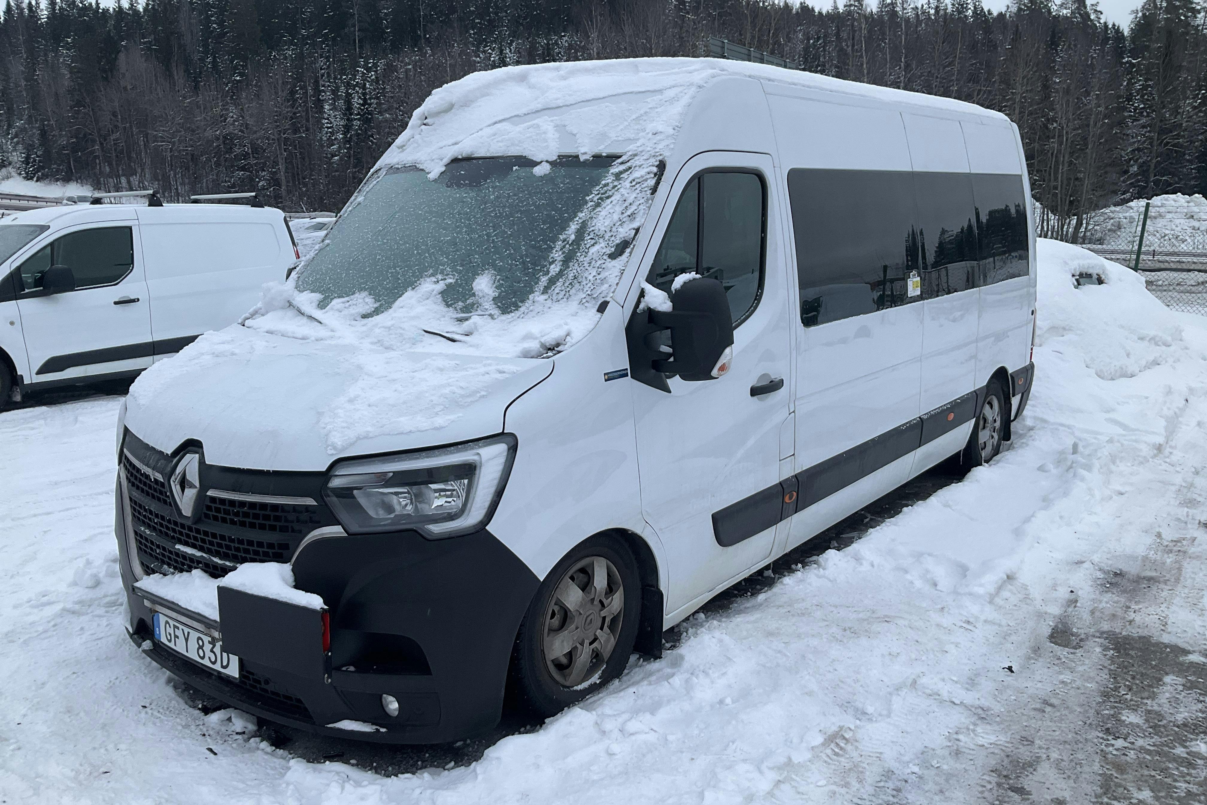 Præsentationsfoto 1 af 14: Renault Master 2.3 dCi Pickup/Chassi 2WD (145hk) - 209 380 kilometer - Manuel - Hvid - 2024