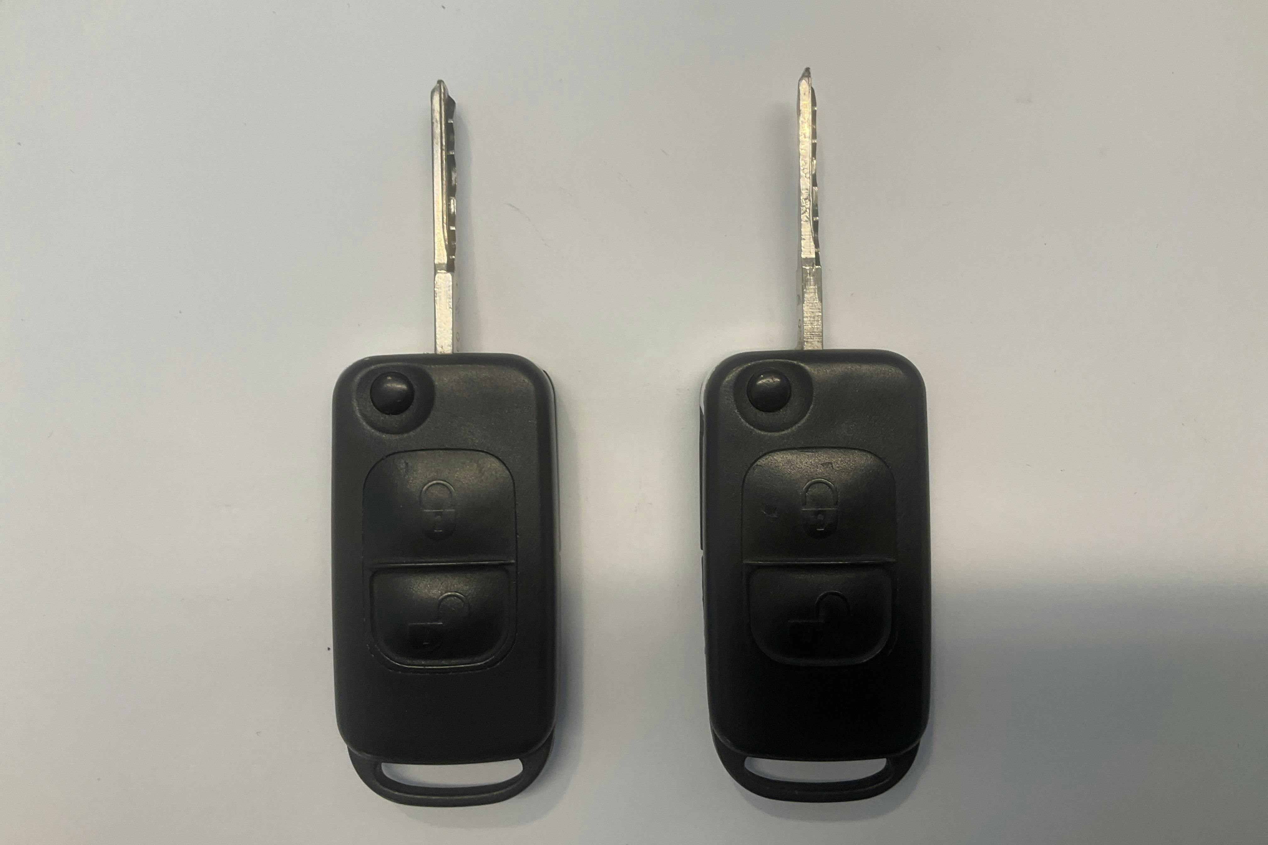 Presentation photo 15 of 15: Mercedes SLK 230 Kompressor R170 (193hk) - 53 080 km - Manual - Light Grey - 1998